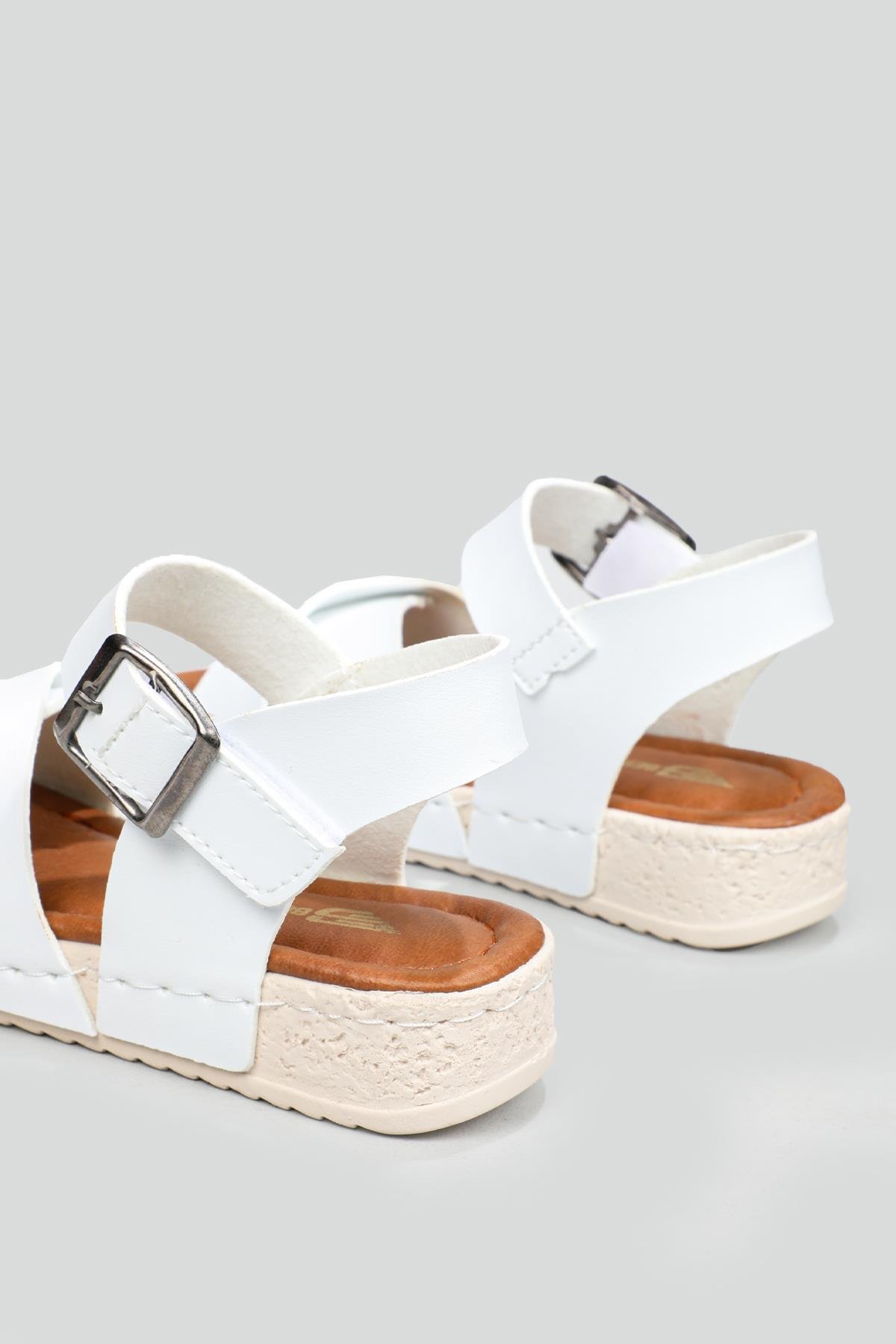 Çapraz Bantlı Cırtlı Beyaz Çocuk Sandalet 2400 Çocuk Sandalet Beınsteps Beinsteps 2400 22Y