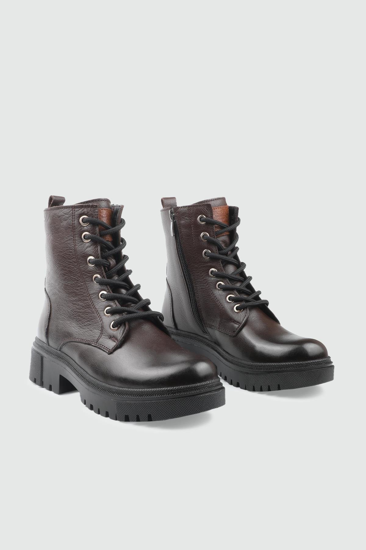 Deri Kaymaz Taban Kahve King Kadın Bot 024-03 Kadın Günlük Conford Bot DERİ WORLD MY BELLA 024-03 Kadın 25K