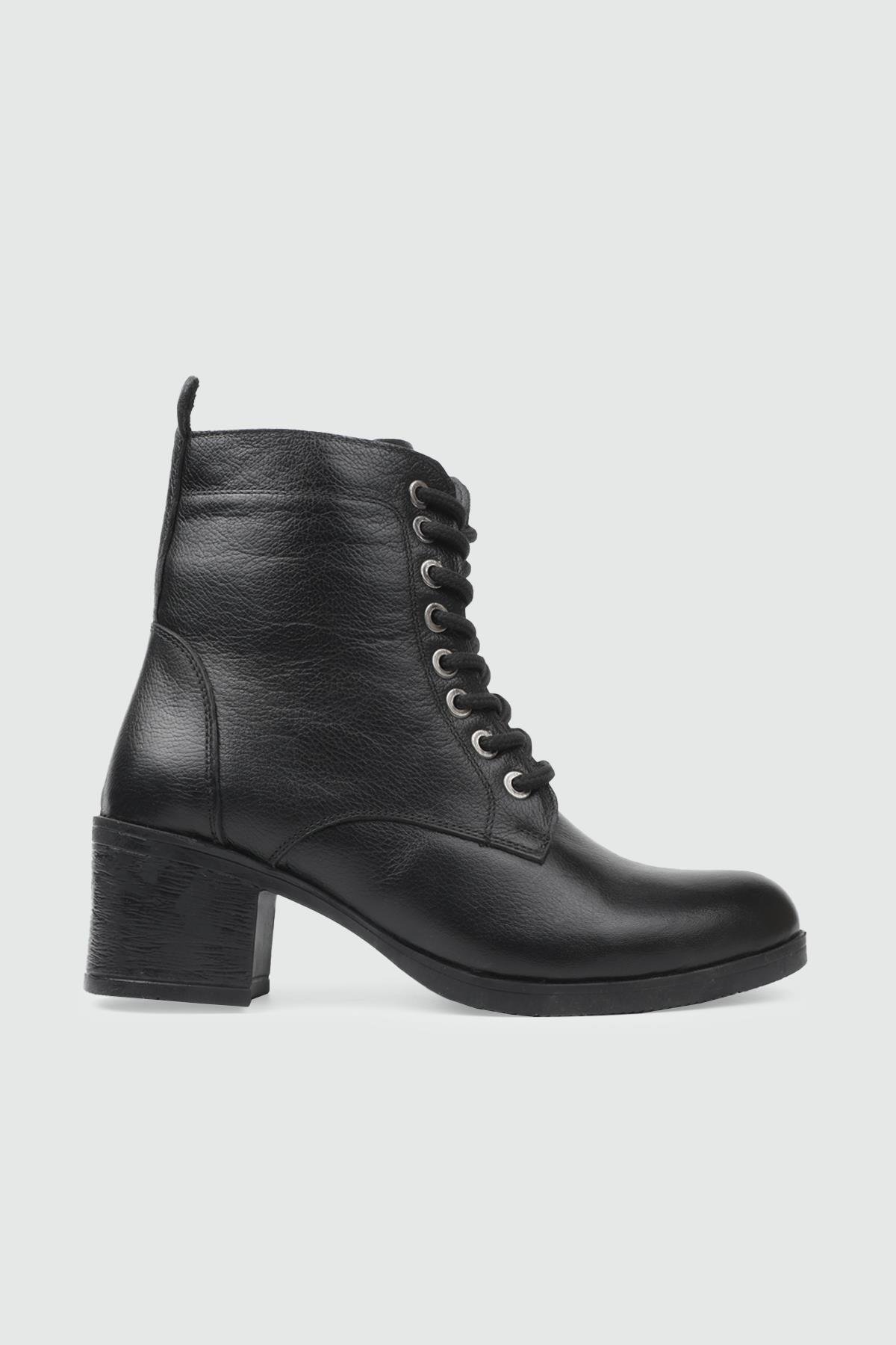 Deri Kaymaz Taban Siyah King Kadın Bot MY BELLA 027-02 Kadın Günlük Conford Bot MyBella MY BELLA 027-02 Kadın 25K