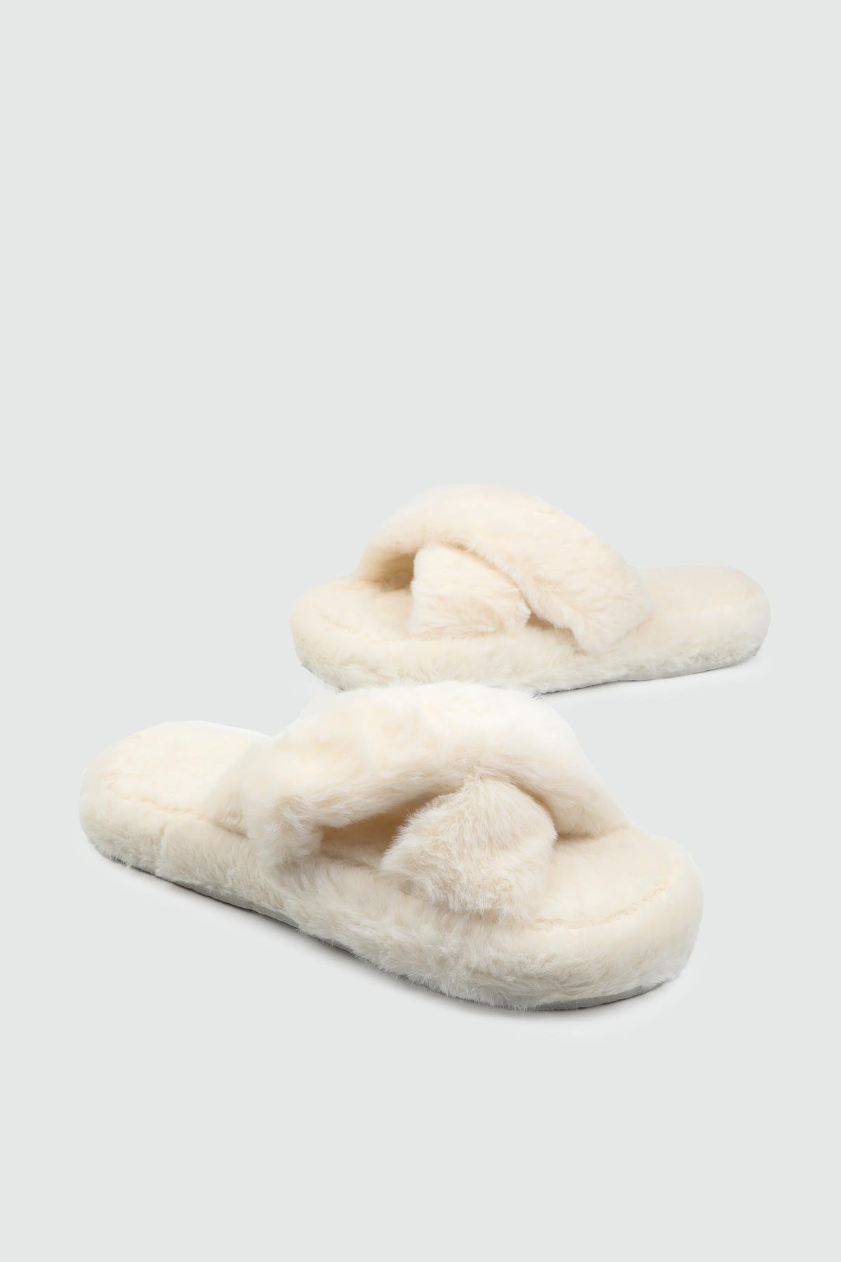 Ev İçi Rahat Tüylü Pudra Kadın Terlik MYBELLA SİNA 25K Kadın Kışlık Ev Terliği MY BELLA MYBELLA SİNA 25K KADIN TERLİK