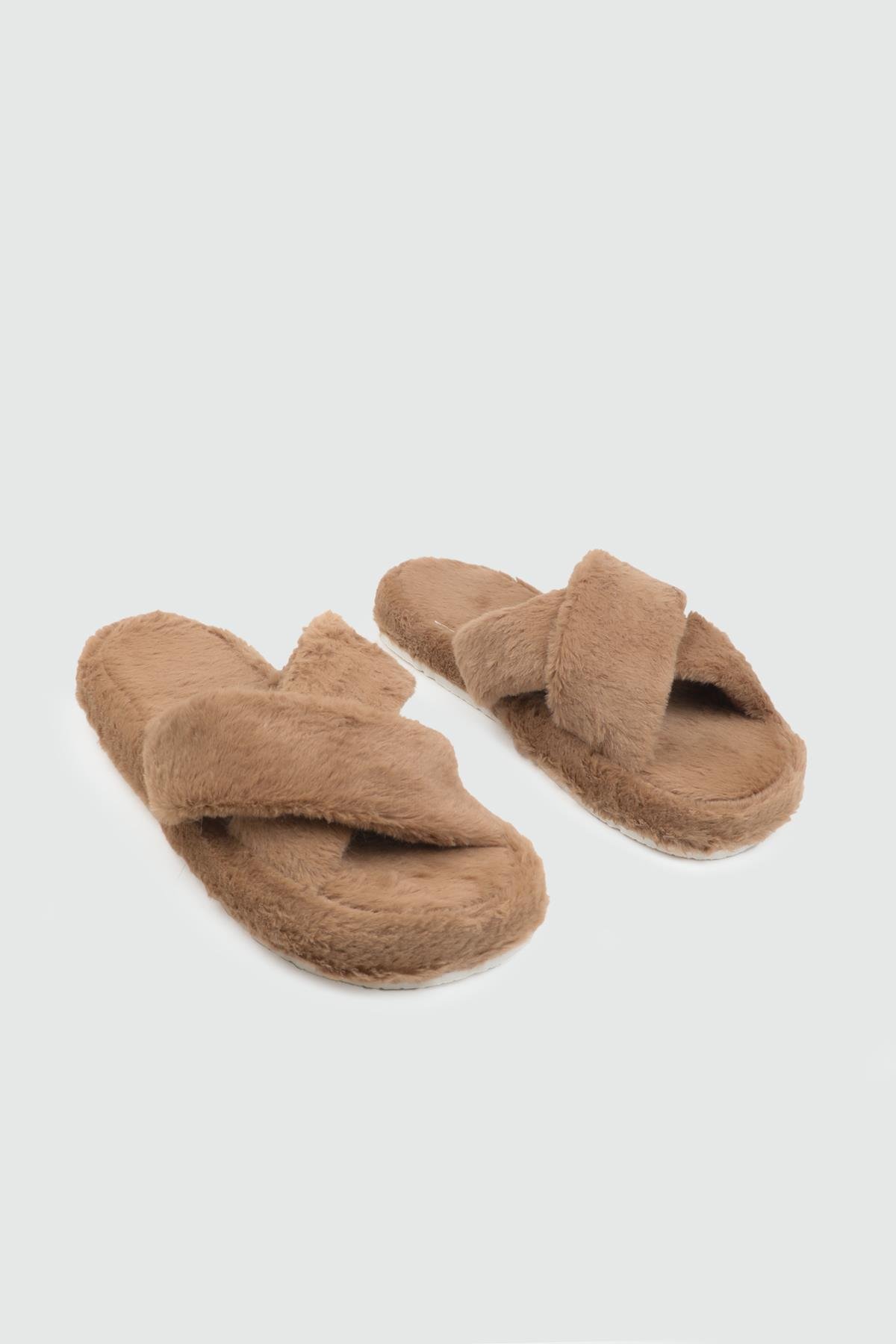 Ev İçi Rahat Tüylü Taba Kadın Terlik MYBELLA SİNA 25K Kadın Kışlık Ev Terliği MY BELLA MYBELLA SİNA 25K KADIN TERLİK