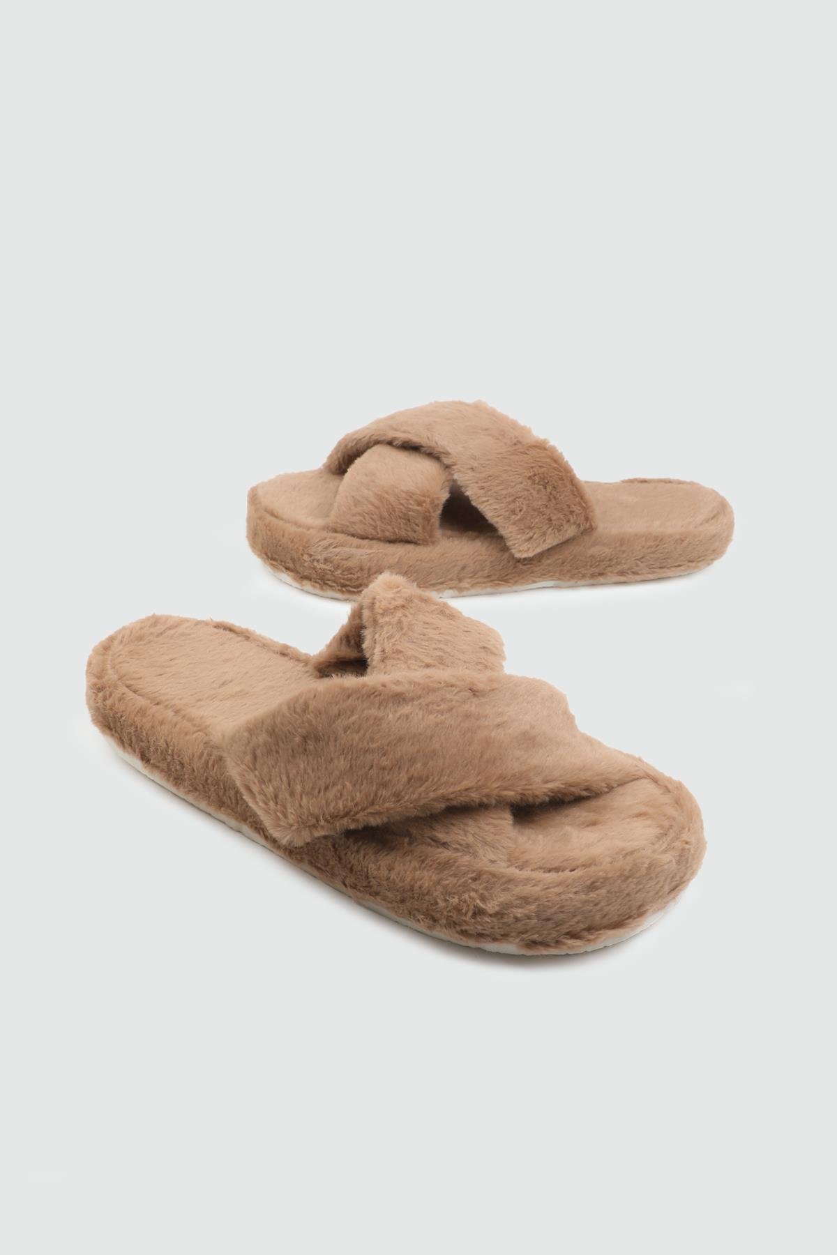 Ev İçi Rahat Tüylü Taba Kadın Terlik MYBELLA SİNA 25K Kadın Kışlık Ev Terliği MY BELLA MYBELLA SİNA 25K KADIN TERLİK
