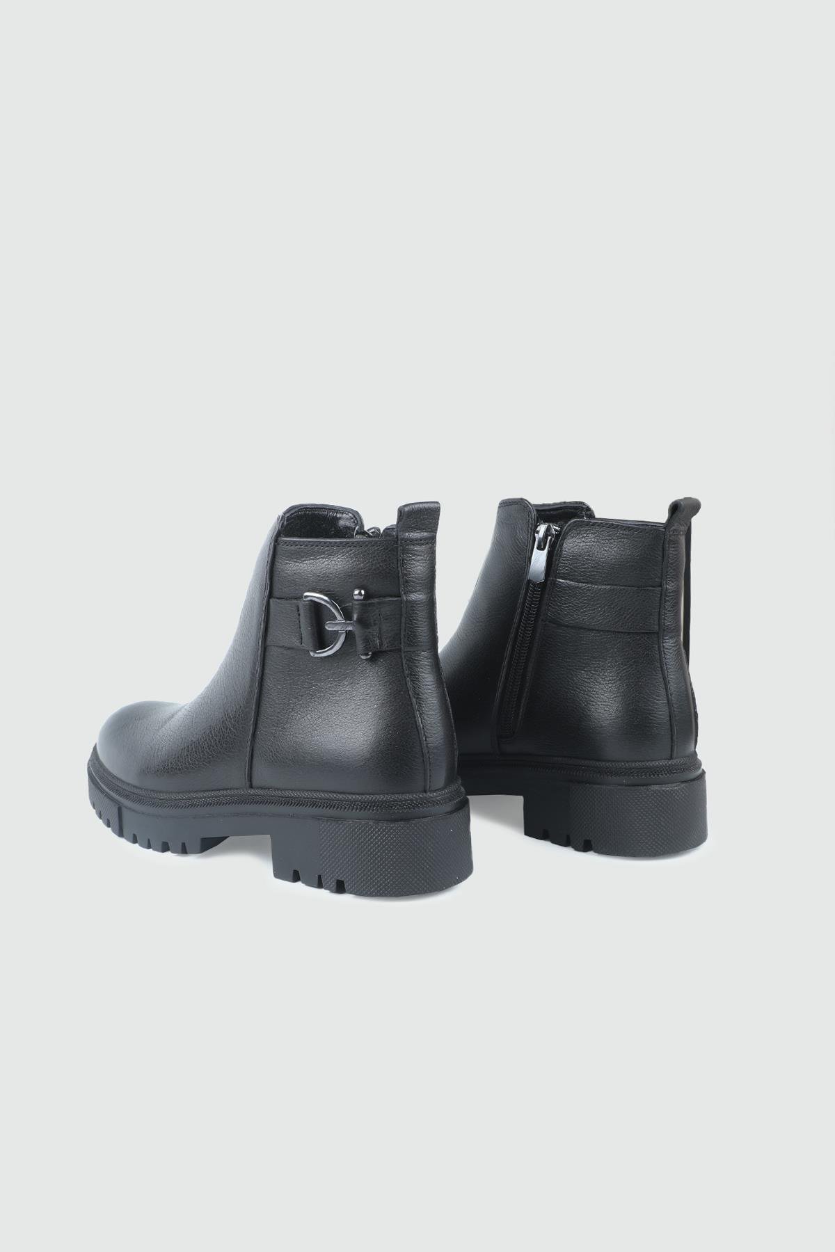 Fermuarlı Tokalı Deri Siyah King Kaymaz Taban Kadın Günlük Bot MY BELLA 024-010-1 Kadın Günlük Conford Bot MyBella MY BELLA 024-010-1 Kadın 25K