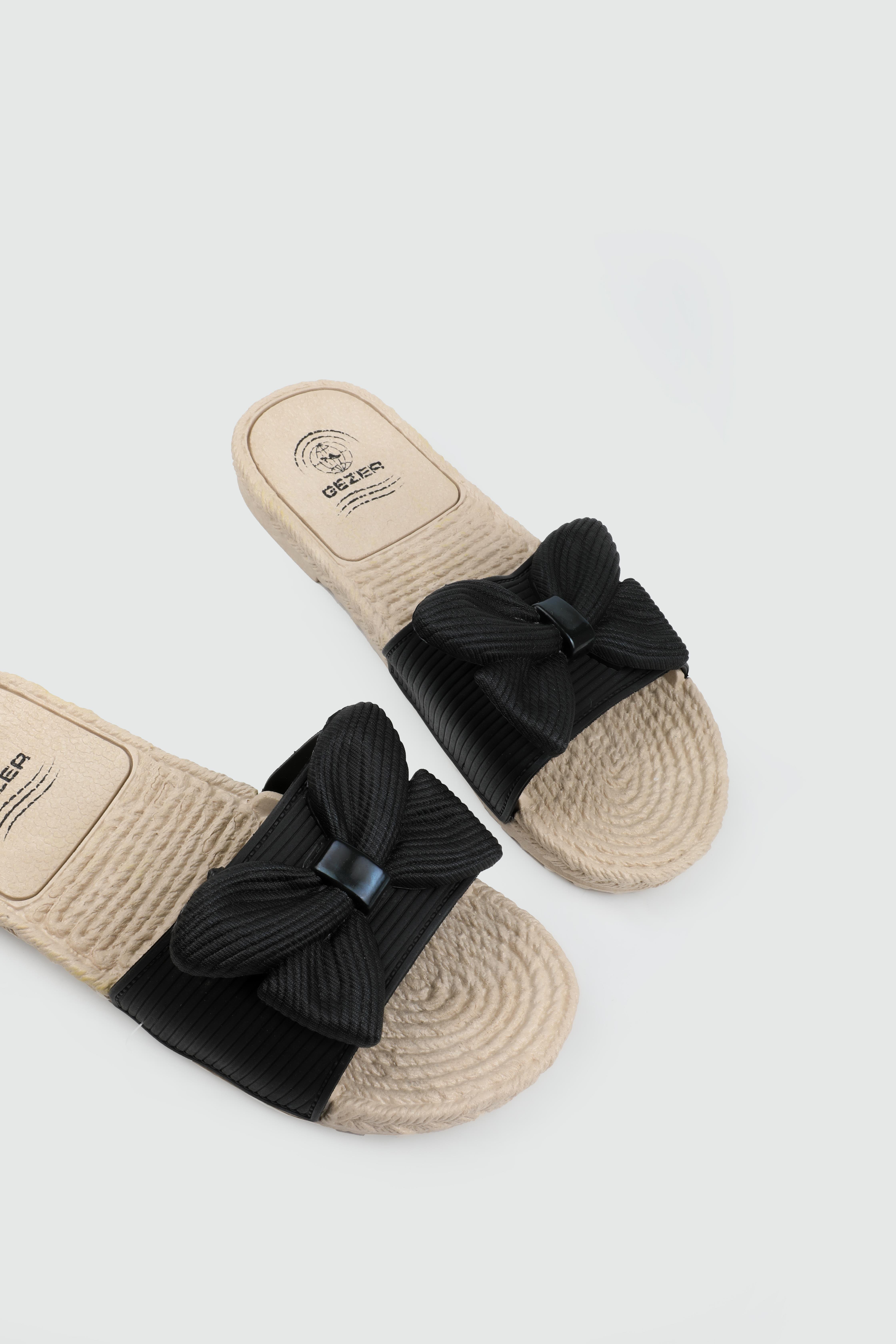 Fiyonklu Günlük Rahat Siyah Kadın Terlik GEZER 15279 Kadın Günlük Terlik Gezer GEZER 15279 ZEN AIRBLOW