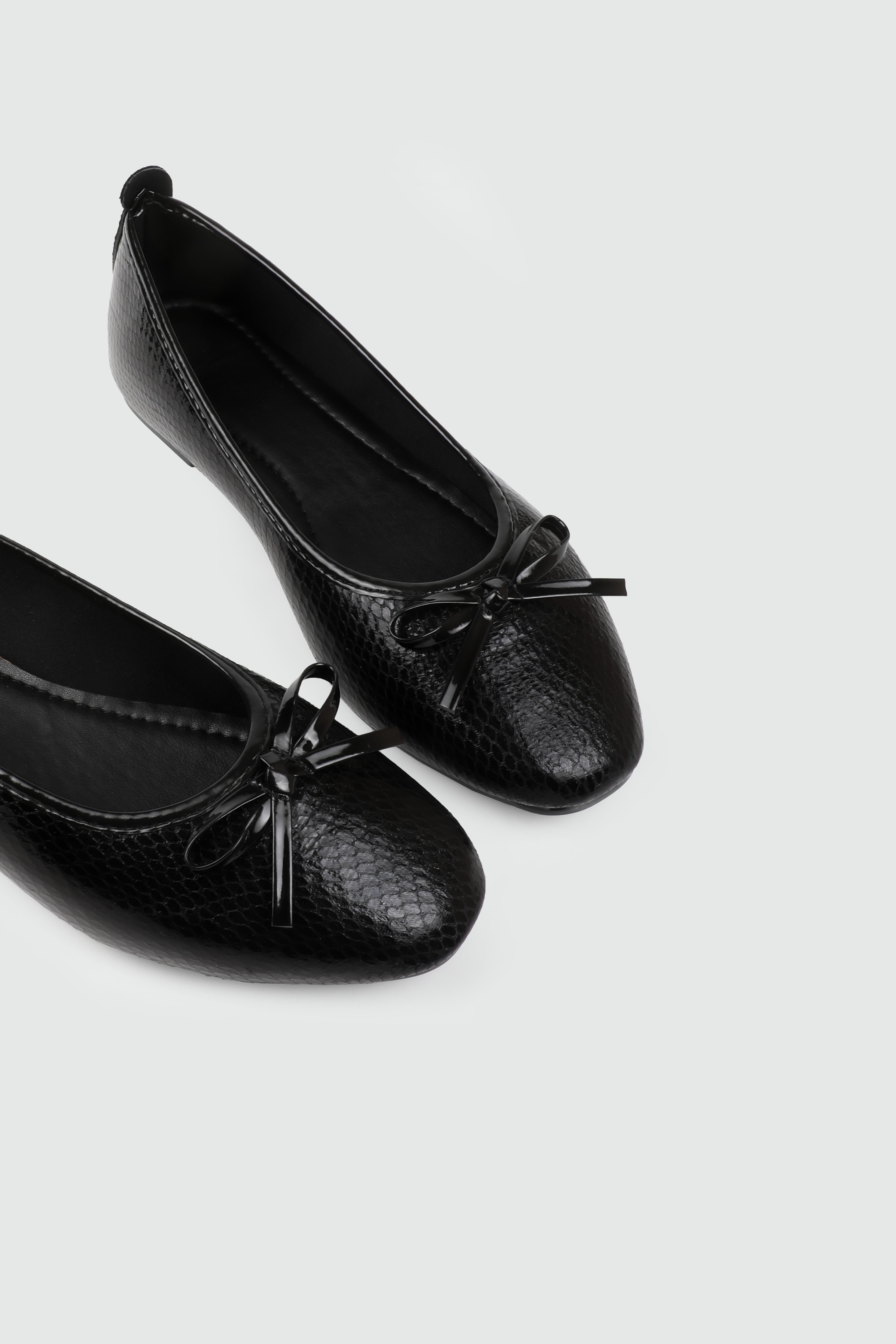 Fiyonklu Günlük Rahat Siyah Rugan Kadın Ayakkabı SDY-112 Kadın Babet MyBella My Bella SDY-112 Kadın 25Y