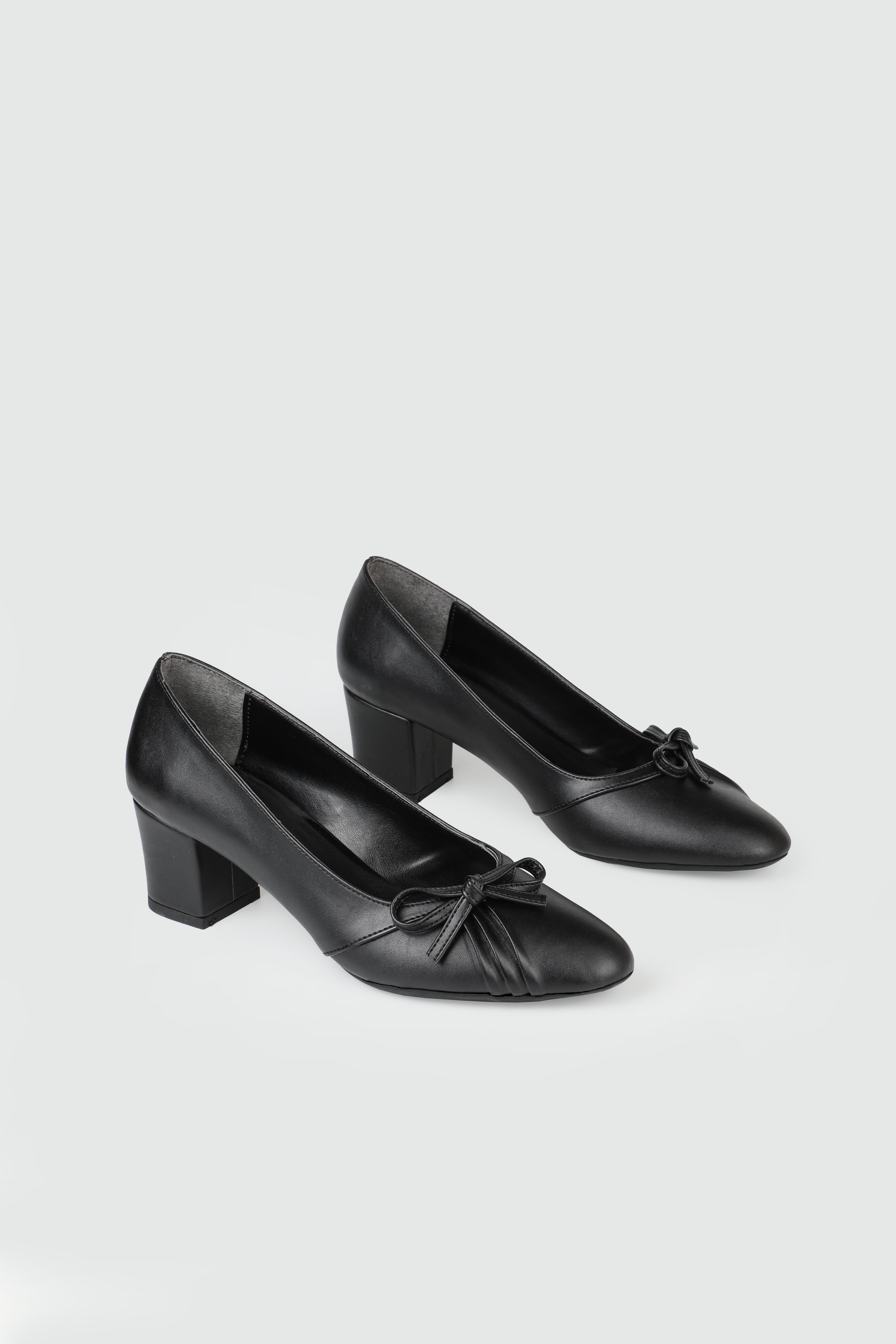 Fiyonklu Topuklu Siyah Kadın Ayakkabı SRP-128-1 Kadın Alçak Topuklu Serap MYBELLA SRP-128-1 kADIN 25Y