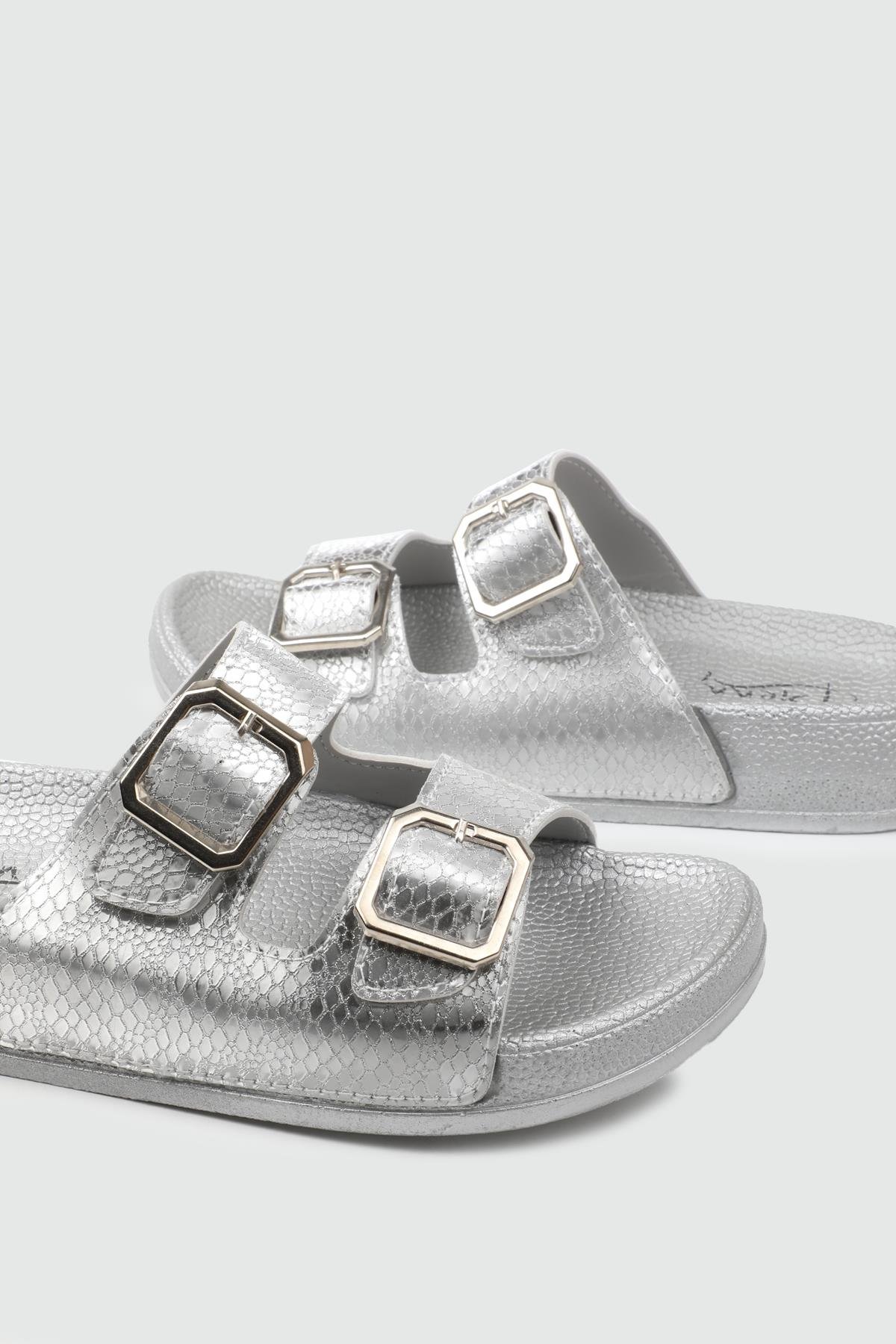 Gümüş Kategorisiz Pienn PİENN 20061-02 ZEN TERLİK