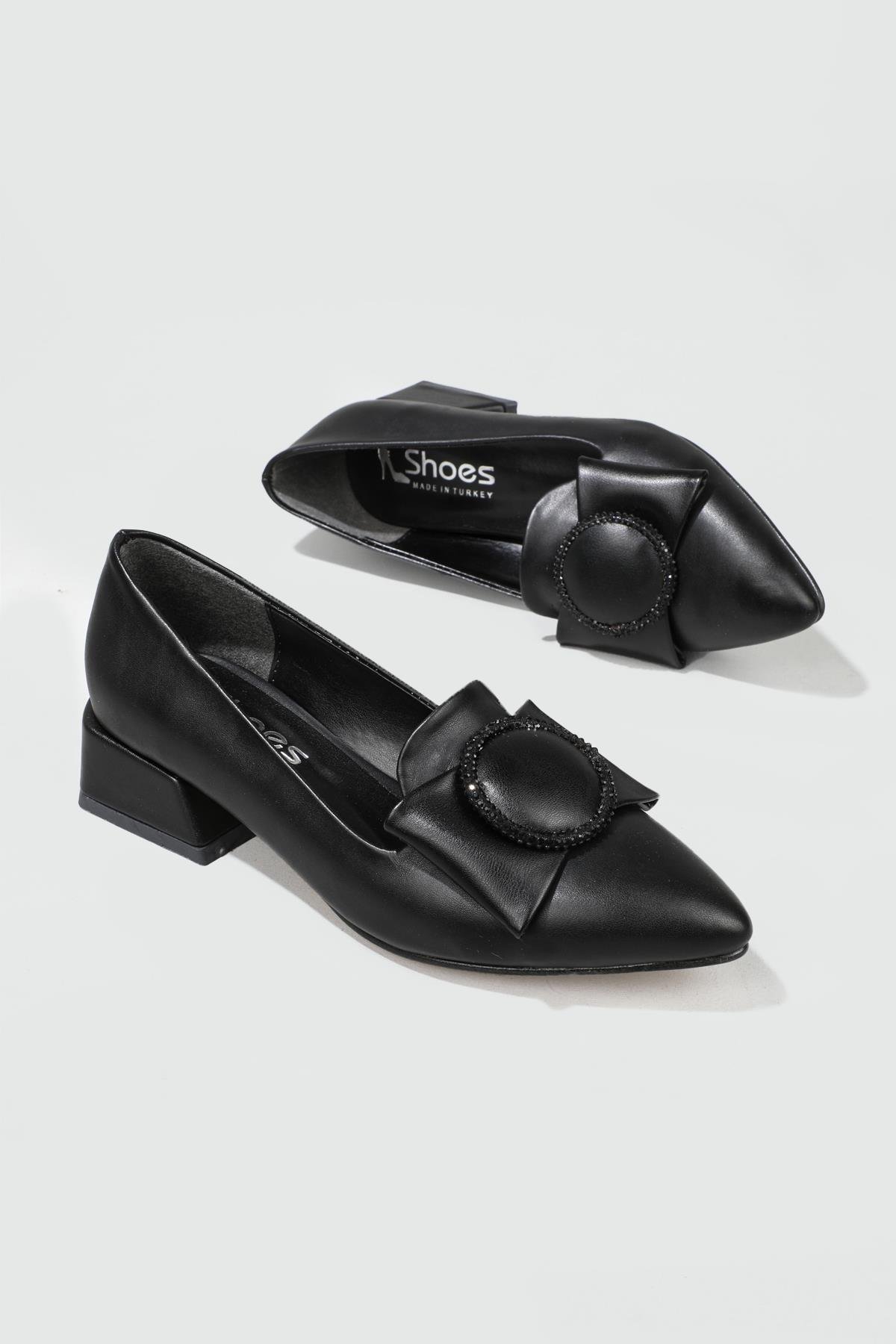 Günlük 3 cm Topuklu Puf Tokalı Siyah Kadın Ayakkabı H-03 Kadın Günlük Ayakkabı Carla Bella Carla Bella H-03 21K