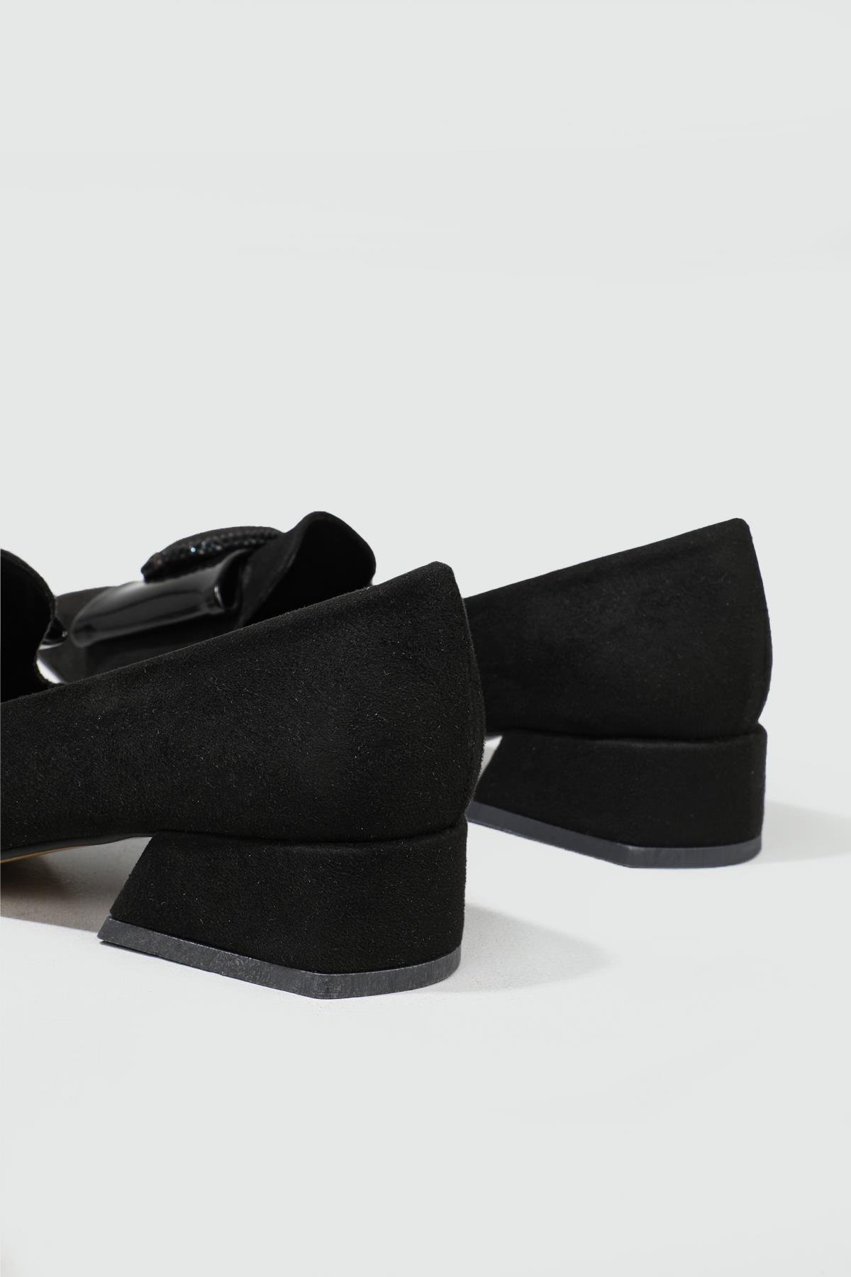 Günlük 3 cm Topuklu Puf Tokalı Siyah Süet Kadın Ayakkabı H-03 Kadın Günlük Ayakkabı Carla Bella Carla Bella H-03 21K