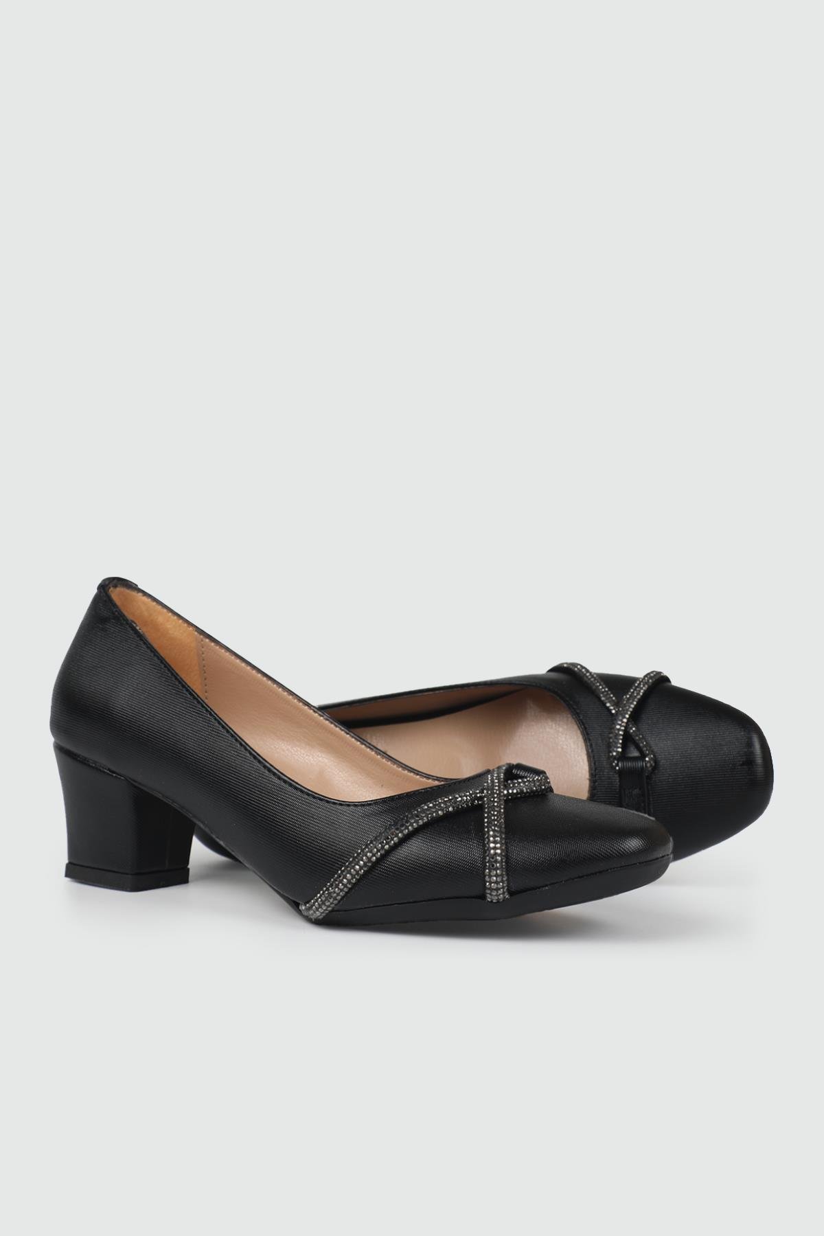 Günlük 5 cm Topuklu Siyah Kadın Ayakkabı MF-8631 Kadın Alçak Topuklu MyBella MYBELLA  MF-8631 Kadın 24Y