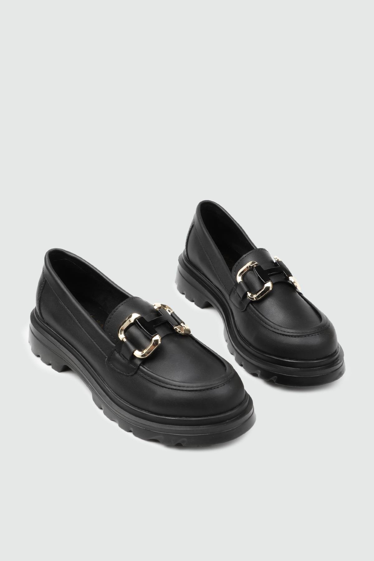 Günlük Alçak Topuklu Tokalı Siyah Kadın Sandalet 01 Kadın Düz Sandalet MyBella My Bella DRS-170 KADIN 25K