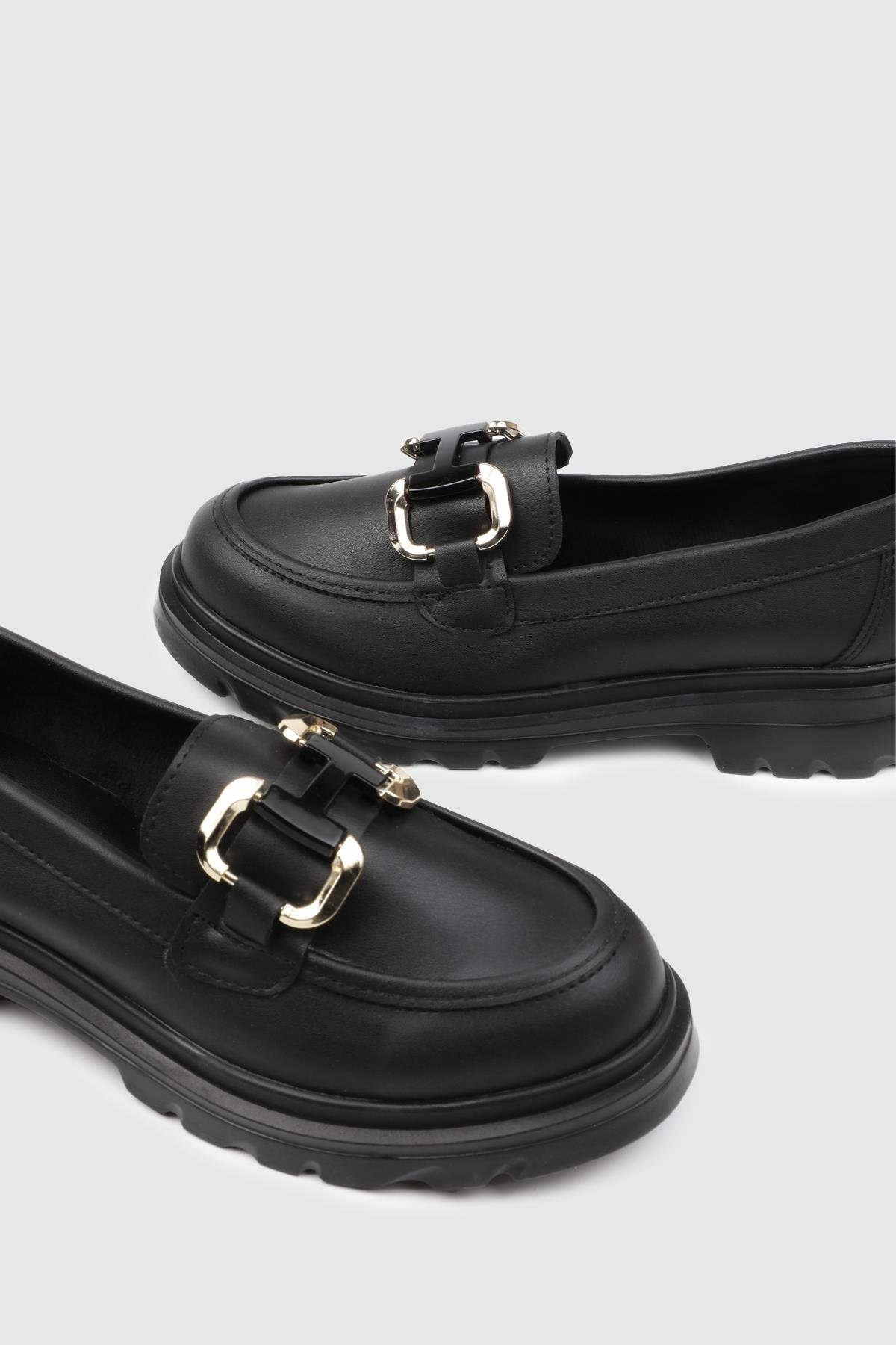 Günlük Alçak Topuklu Tokalı Siyah Kadın Sandalet 01 Kadın Düz Sandalet MyBella My Bella DRS-170 KADIN 25K