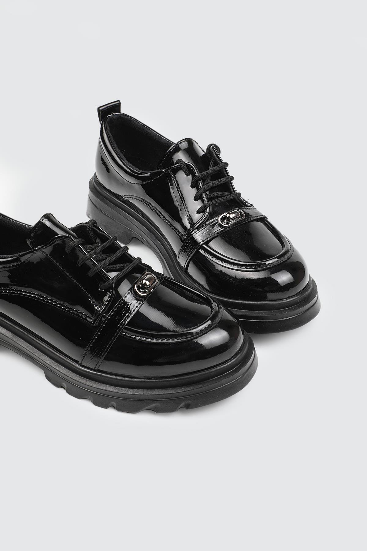 Günlük Alçak Topuklu Tokalı Siyah Rugan Kadın Sandalet 01 Kadın Düz Sandalet MyBella My Bella DRS-180 Kadın 25K