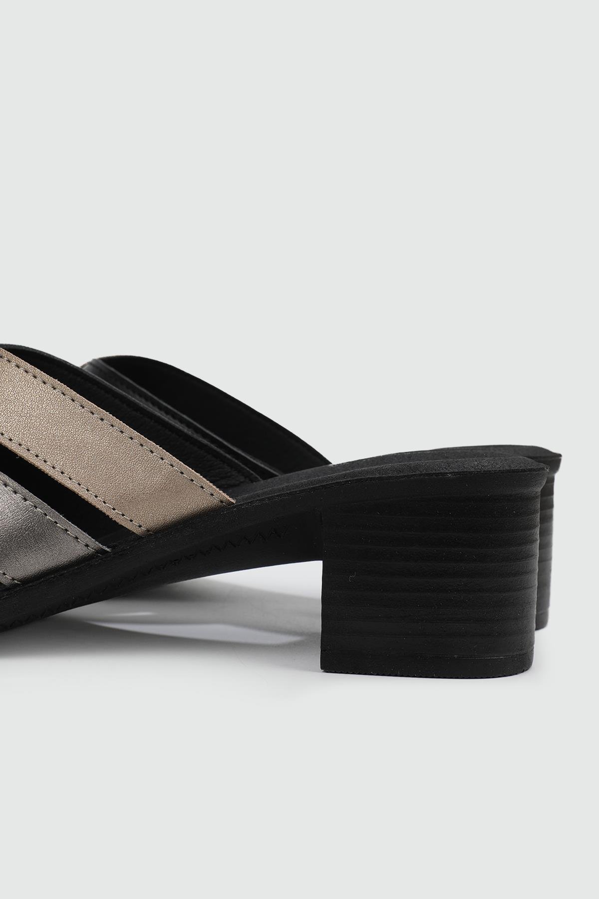 Günlük Anatomik İç Taban Bronz Kadın Terlik ANAGRAM Kadın Günlük Terlik Muya MUYA 33000 ZEN ANAGRAM