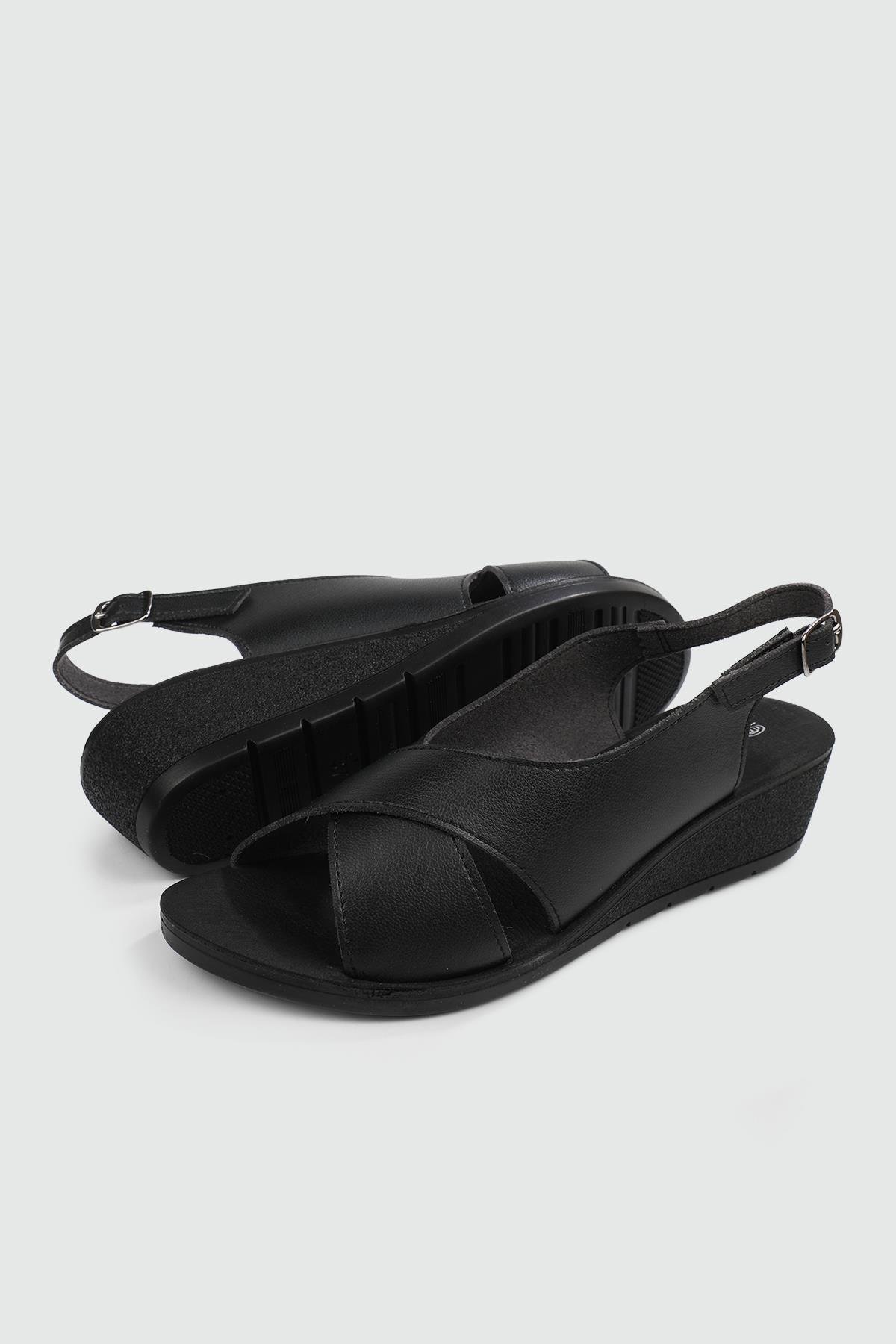 Günlük Anatomik İç Taban Siyah Kadın Sandalet VİENZA Kadın Dolgu Topuklu Sandalet Muya MUYA 31028 VİENZA ZEN SAND