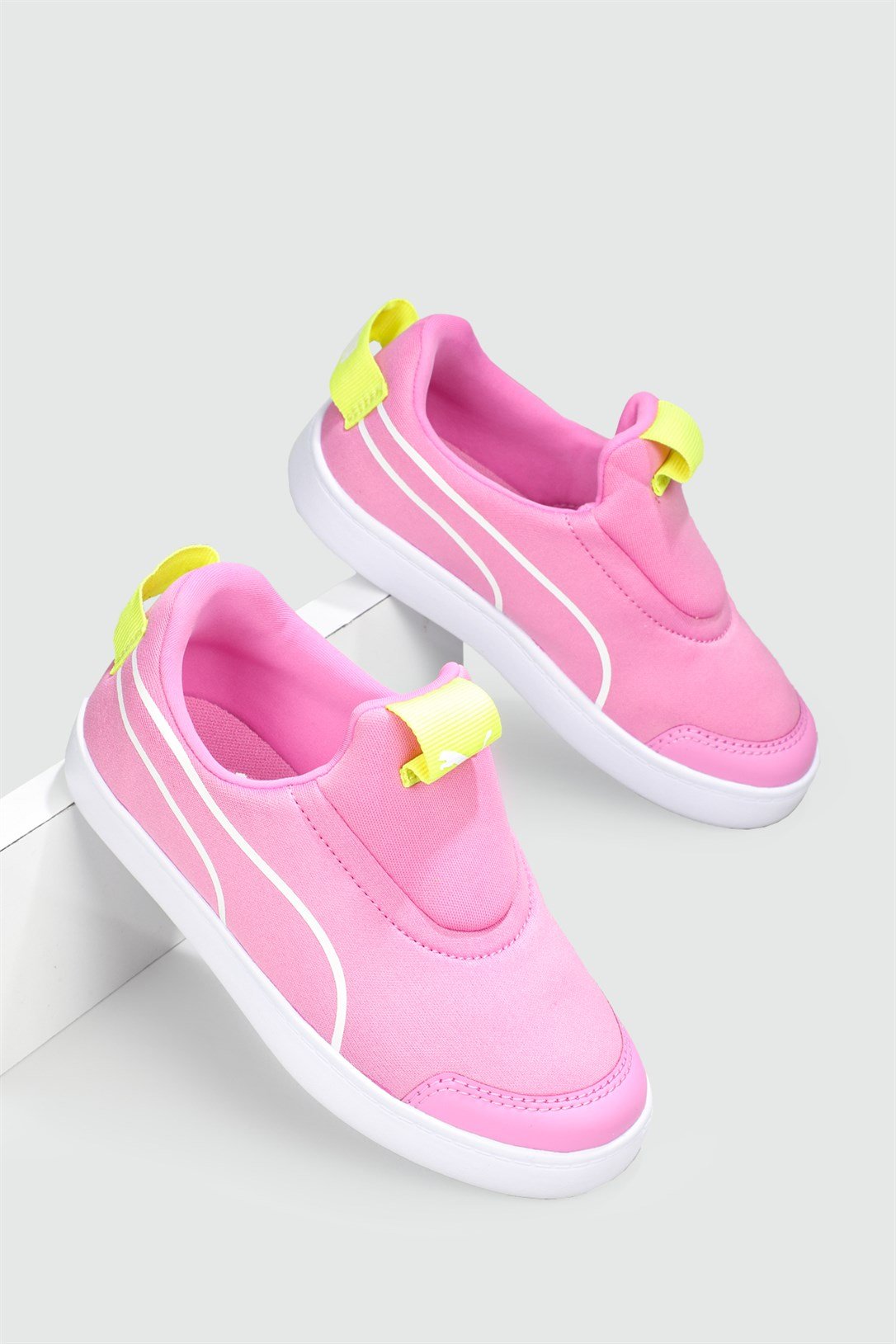 Günlük Koşu Yürüyüş Fuşya Çocuk Spor Ayakkabı 374858-10 Çocuk Günlük Spor Ayakkabı Puma PUMA 374858-10 22Y