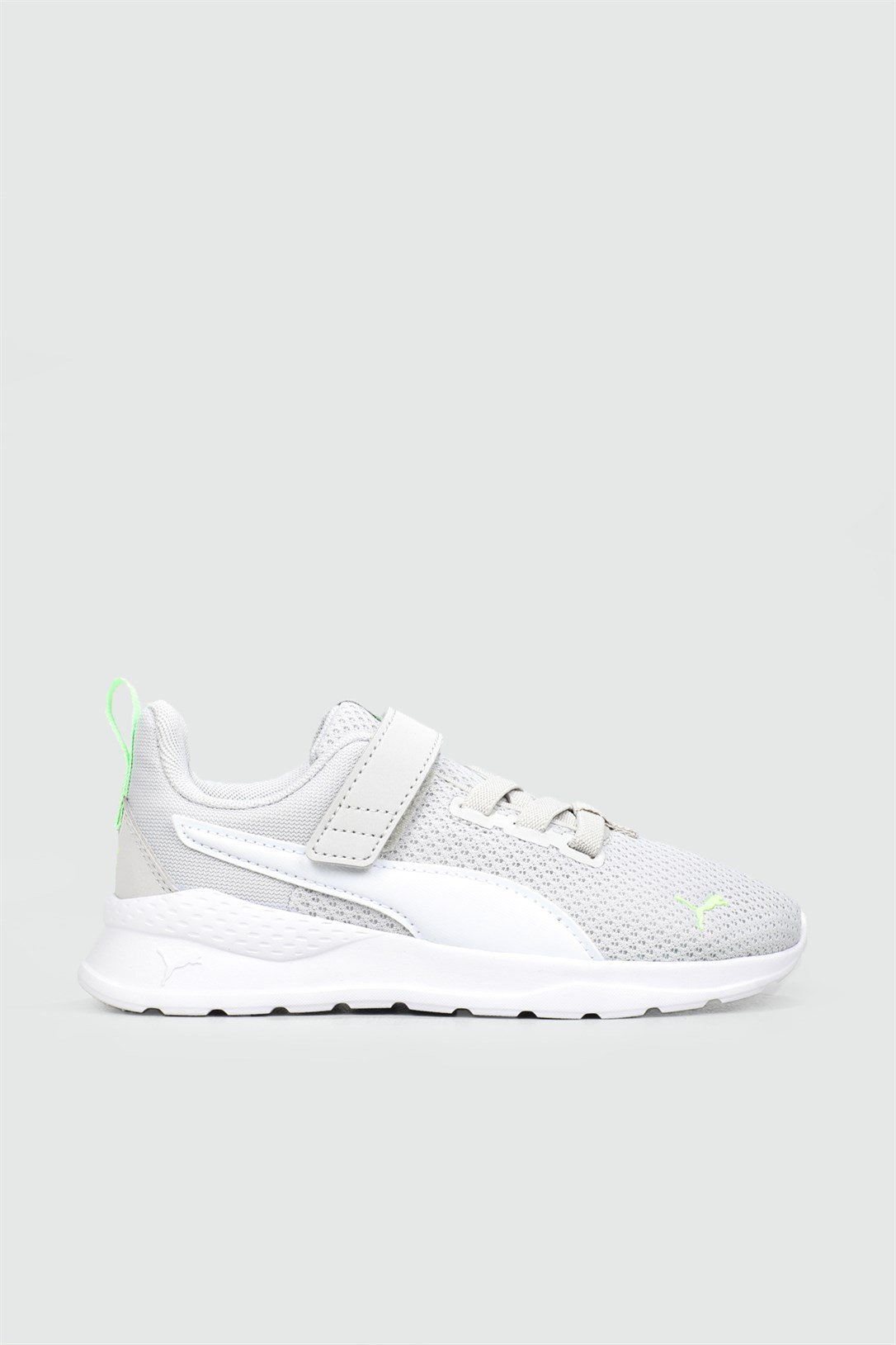 Günlük Koşu Yürüyüş Gri Beyaz Çocuk Spor Ayakkabı 372009-18 Çocuk Koşu / Yürüyüş Puma PUMA 372009-18 PAT FLT