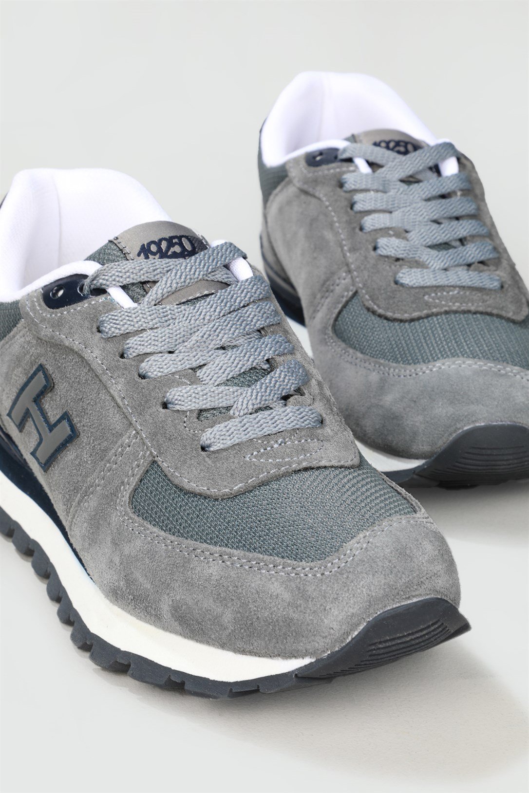 Günlük Koşu Yürüyüş Gri Laci Unisex Spor Ayakkabı PERU Unisex Günlük Spor Ayakkabı Hammer Jack HAMMER JACK PERU GAR