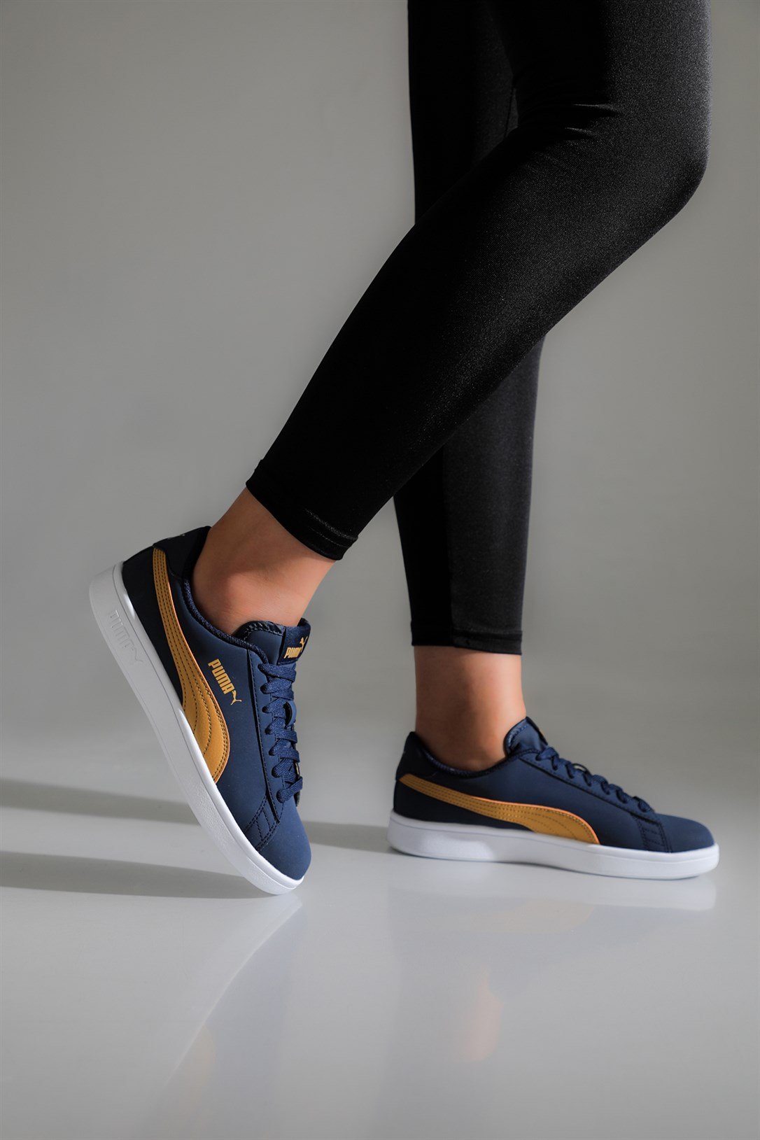 Günlük Koşu Yürüyüş Laci Hardal Unisex Spor Ayakkabı 365160-02 Unisex Günlük Spor Ayakkabı Puma PUMA 365160-02 SMASH V2