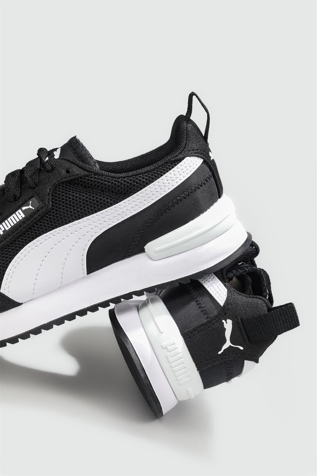 Günlük Koşu Yürüyüş Siyah Beyaz Unisex Spor Ayakkabı 373117-01R78 Unisex Koşu / Yürüyüş Puma PUMA 373117-01 R78 UNISEX SPOR