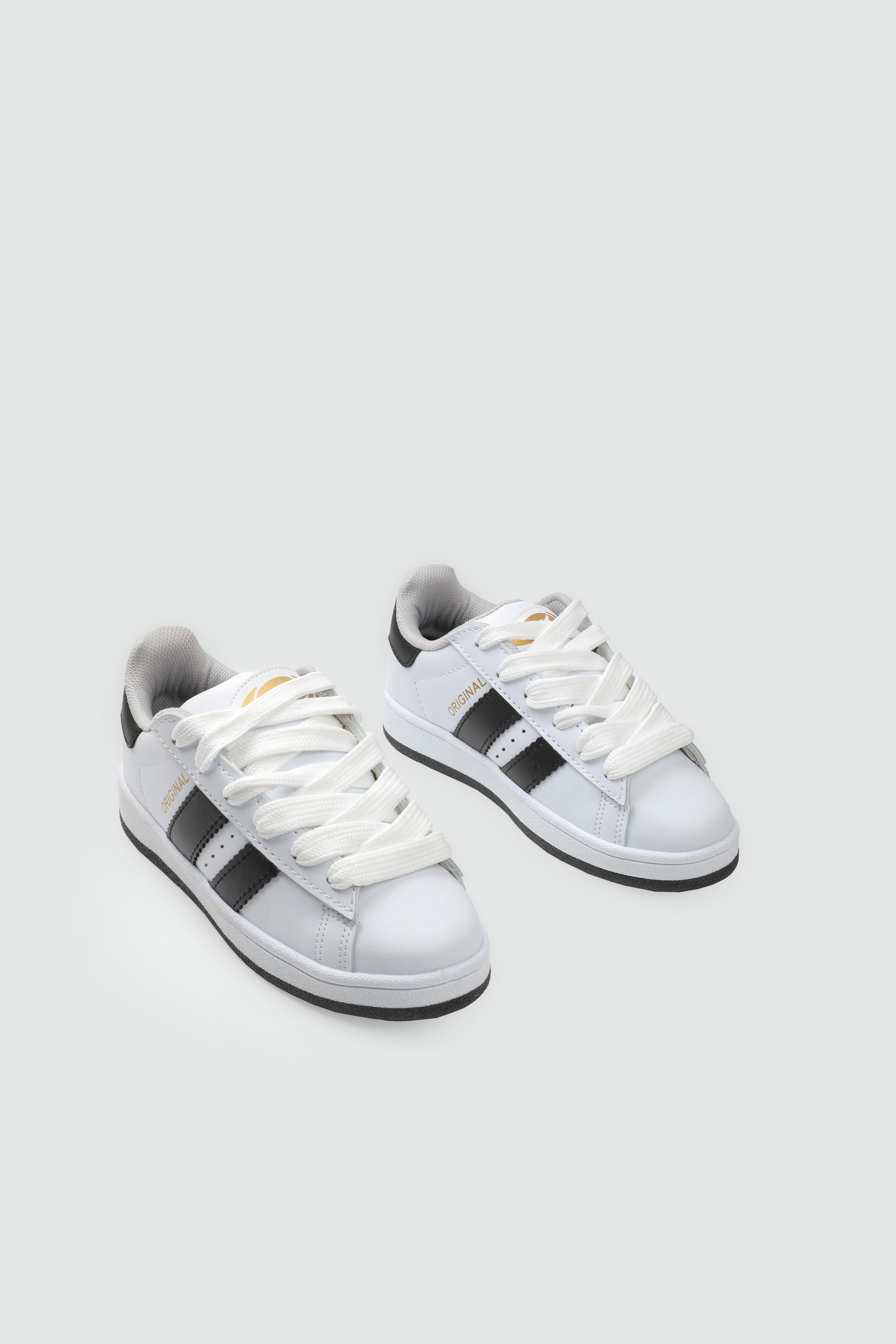 Günlük Rahat Cırtlı Bağcıklı Beyaz Siyah Çocuk Ayakkabı TOM KİDS 5023 Çocuk Günlük Ayakkabı Tom Kids Tom Kids 5023 FİLET 25Y