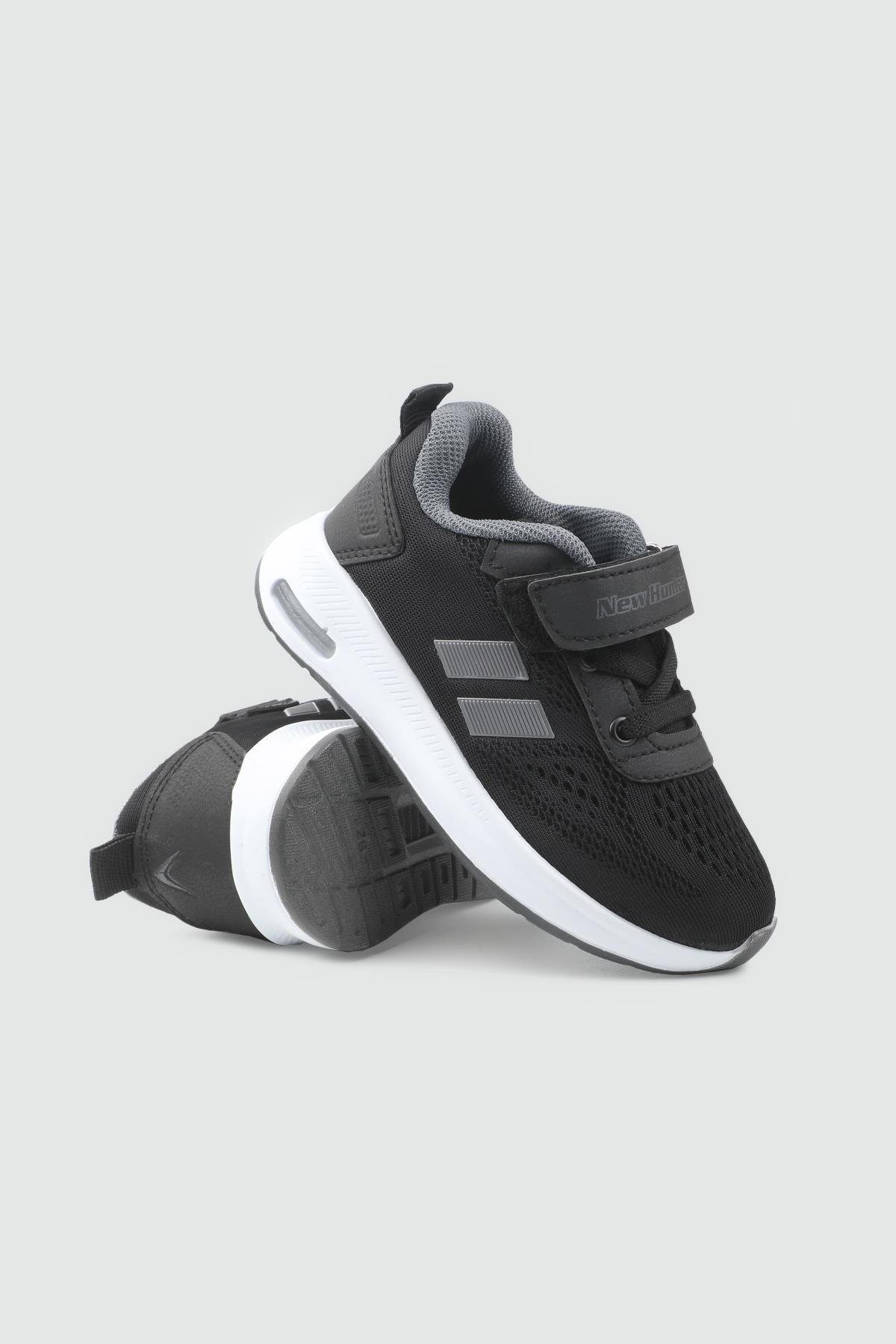 Günlük Rahat Cırtlı Bağcıklı Siyah Füme Çocuk Spor Ayakkabı NEW HUNTER 244 Çocuk Günlük Spor Ayakkabı NEW HUNTER 244 New Hunter 244 FİLET 25Y