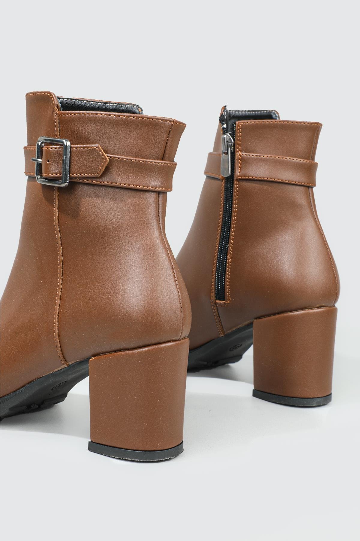 Günlük Rahat Fermuarlı Taba Kadın Bot İ-420 Kadın Günlük Conford Bot Carla Bella Carla Bella İ-420 Kadın Bot