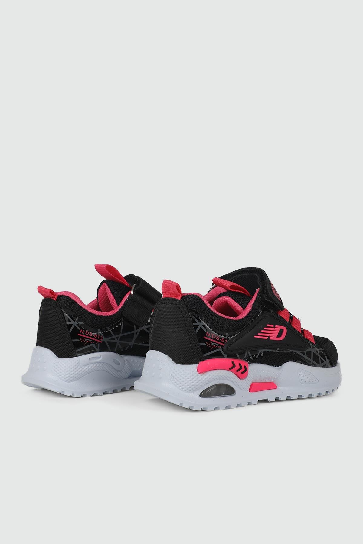 Günlük Rahat Kaymaz Taban Spor Siyah Fuji Çocuk Spor Ayakkabı NDRPPS026 Çocuk Günlük Spor Ayakkabı NDROPS NDROPS 026 BEBE 24Y