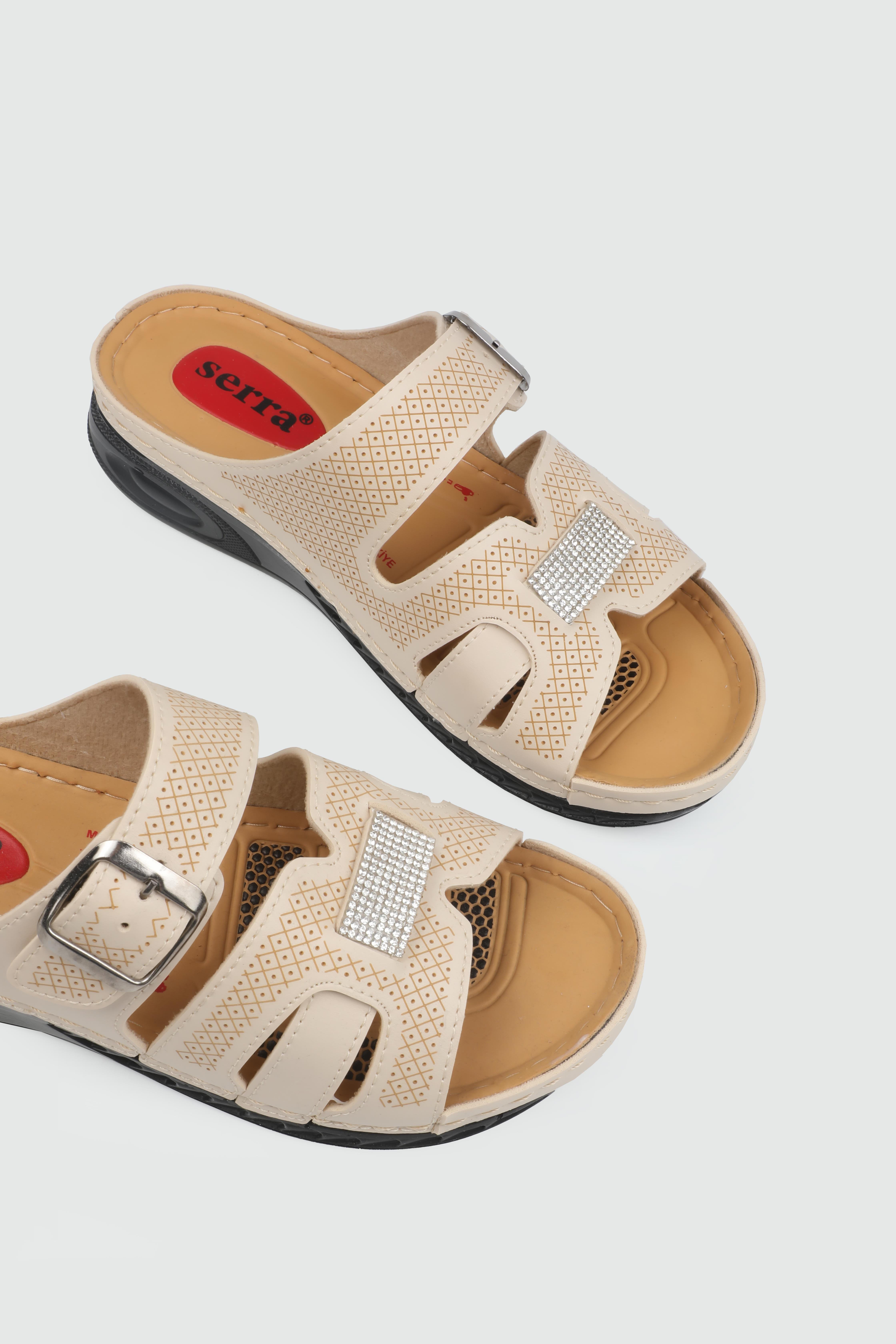 Günlük Rahat Krem Kadın Terlik SERRA 1402 Kadın Günlük Terlik Serra SERRA 25Y-1402 ZEN TERLİK