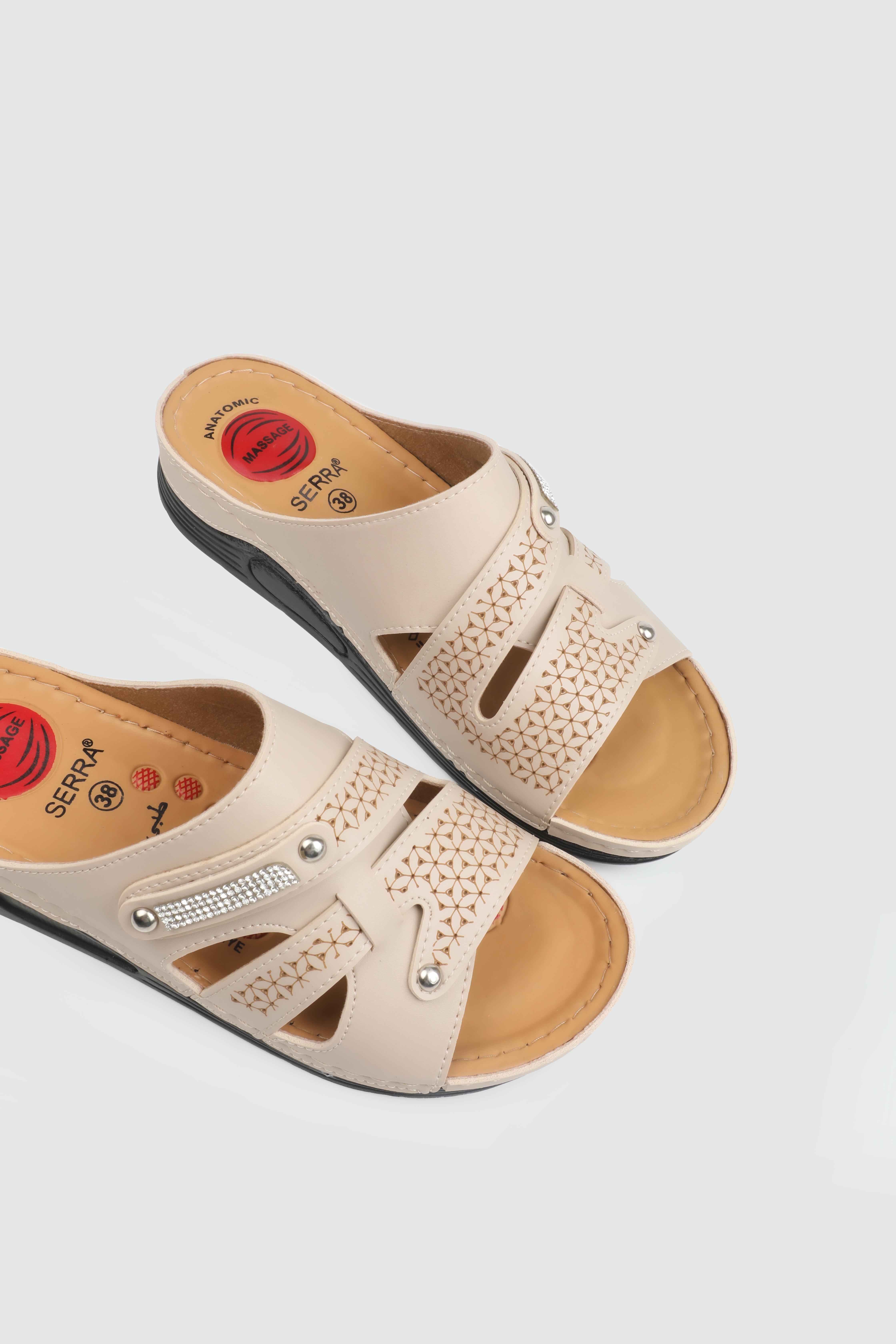 Günlük Rahat Krem Kadın Terlik SERRA 1135 Kadın Günlük Terlik Serra SERRA 25Y 1135 ZEN TERLİK