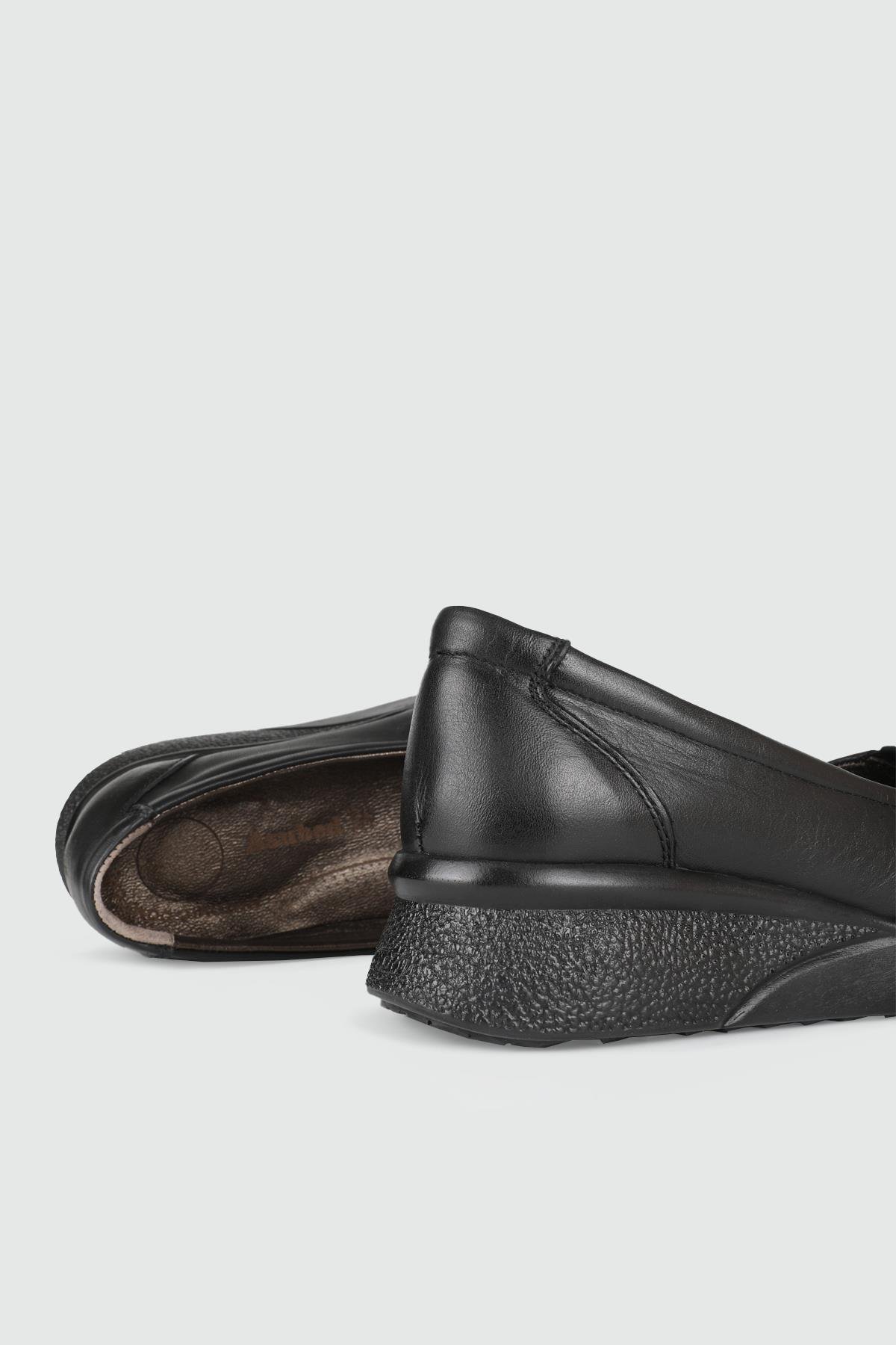 Günlük Rahat Siyah Kadın Ayakkabı 19-20 Kadın Günlük Ayakkabı Carla Bella Asubed 19-20 Kadın 24K