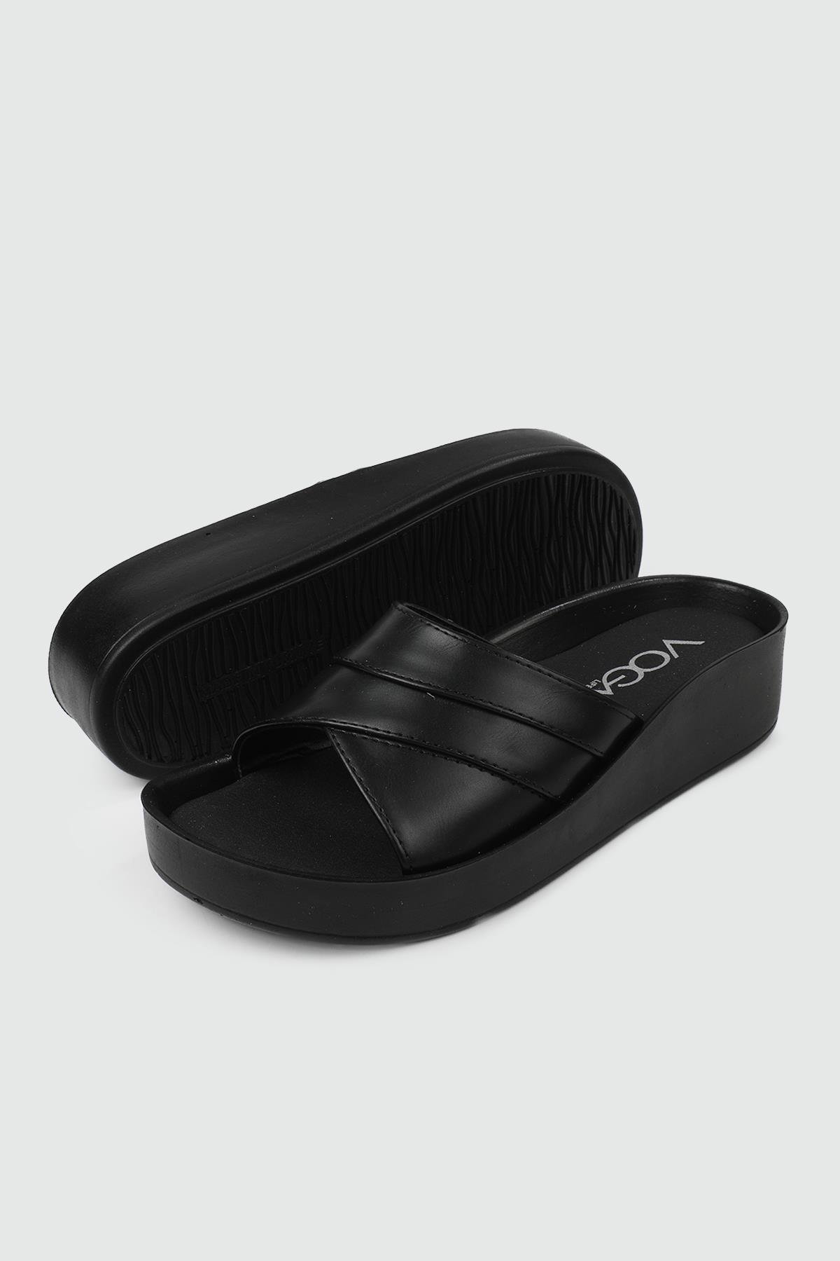 Günlük Siyah Kadın Terlik 1422 Kadın Günlük Terlik Voga VOGA 1422 Kadın 24Y