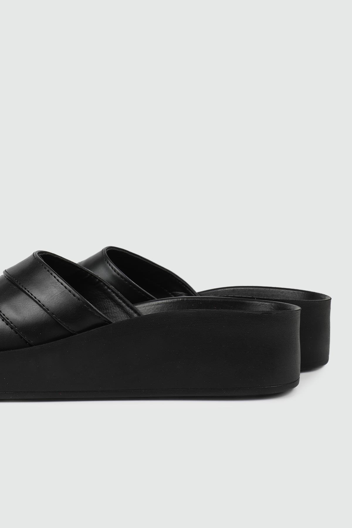 Günlük Siyah Kadın Terlik 1422 Kadın Günlük Terlik Voga VOGA 1422 Kadın 24Y