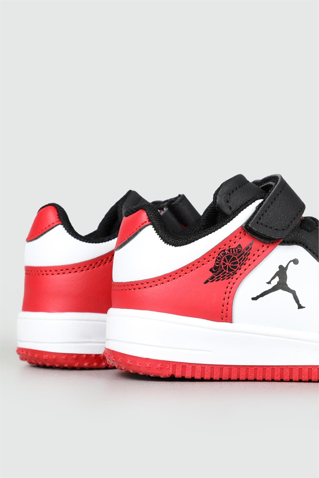 Günlük Siyah Kırmızı Çocuk Spor Ayakkabı HAYKAT Çocuk basketbol Cool COOL Haykat Short 23Y