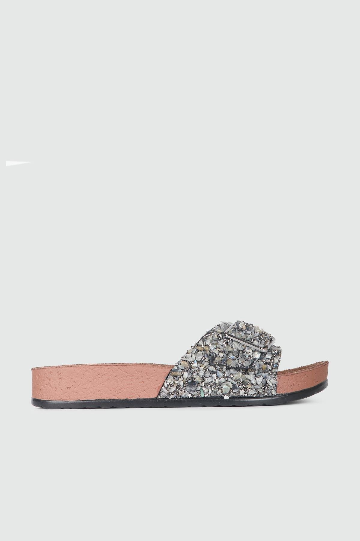 Günlük Taşlı Füme Kadın Terlik 20050 Kadın Günlük Terlik Pienn PİENN 20050 ZEN TERLİK