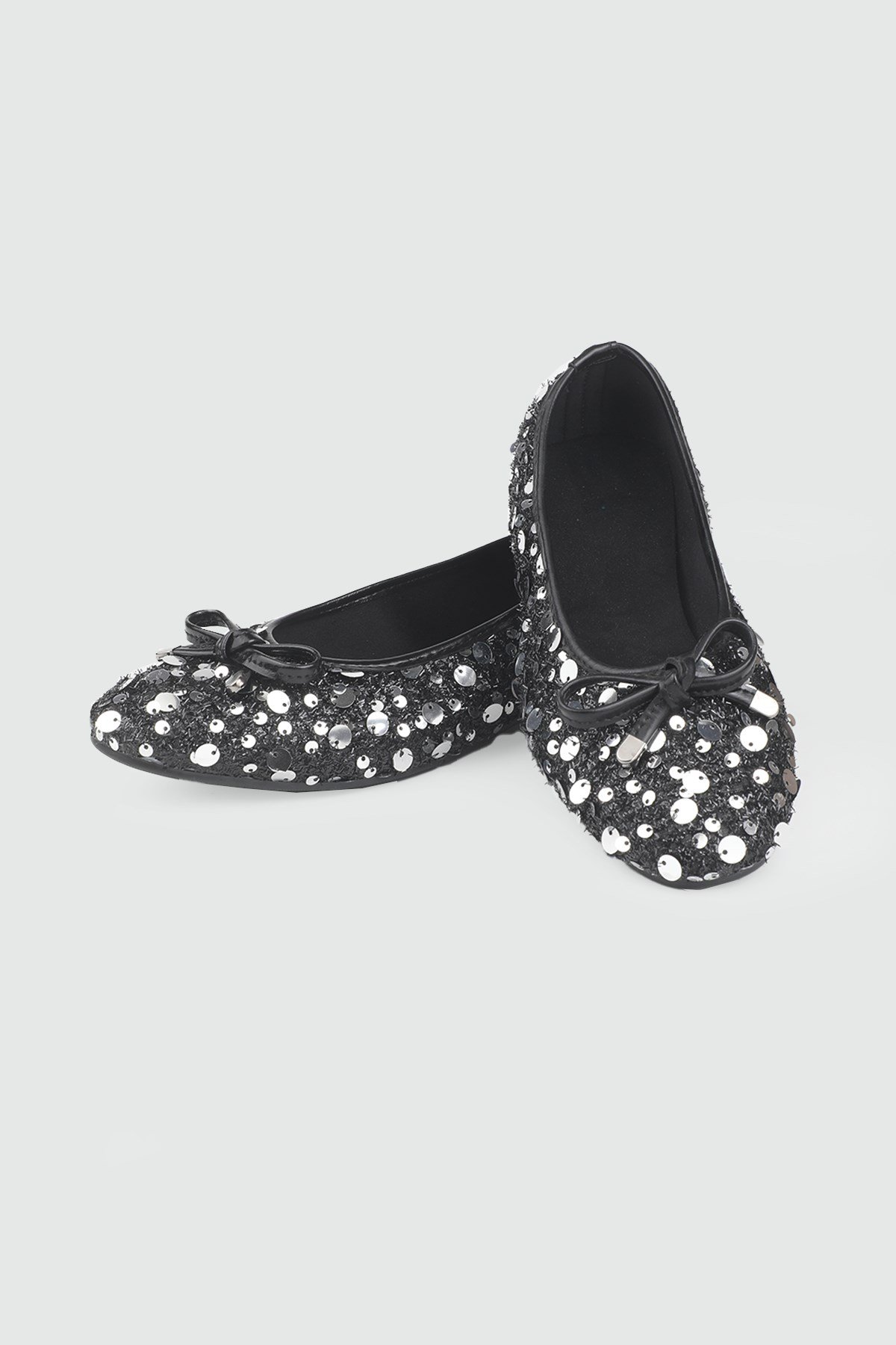 Günlük Tokalı Siyah Kadın Ayakkabı ZHD-81 Kadın Günlük Ayakkabı MyBella My Bella ZHD-3017 26Y Pullu