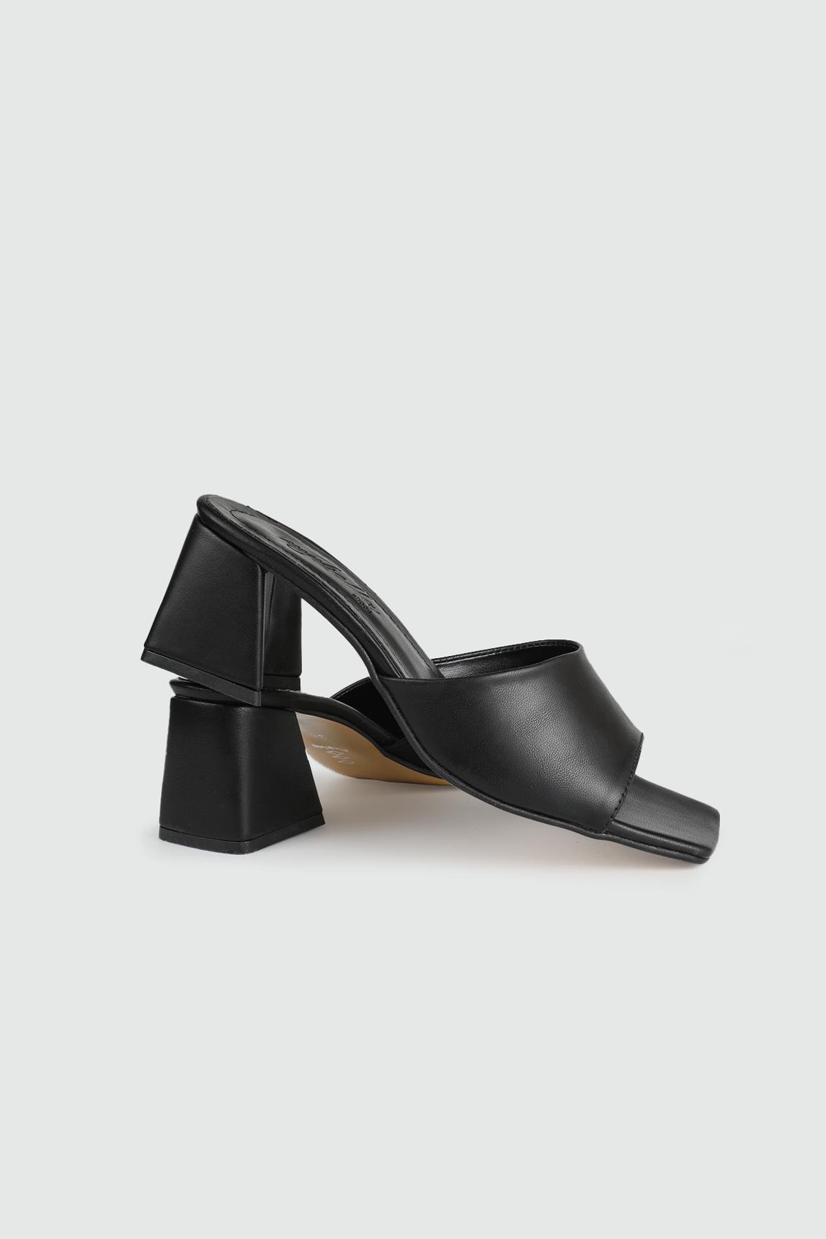 Günlük Topuklu Siyah Kadın Terlik STY-611 Kadın Günlük Terlik STEYMİ My Bella STY-611 Kadın 25Y