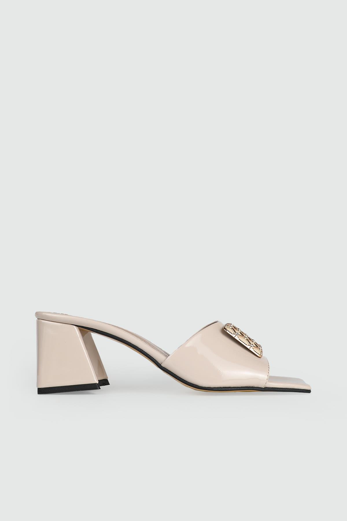 Günlük Topuklu Ten Rugan Kadın Terlik STY-04 Kadın Günlük Terlik STEYMİ My Bella STY-633 Kadın 25Y