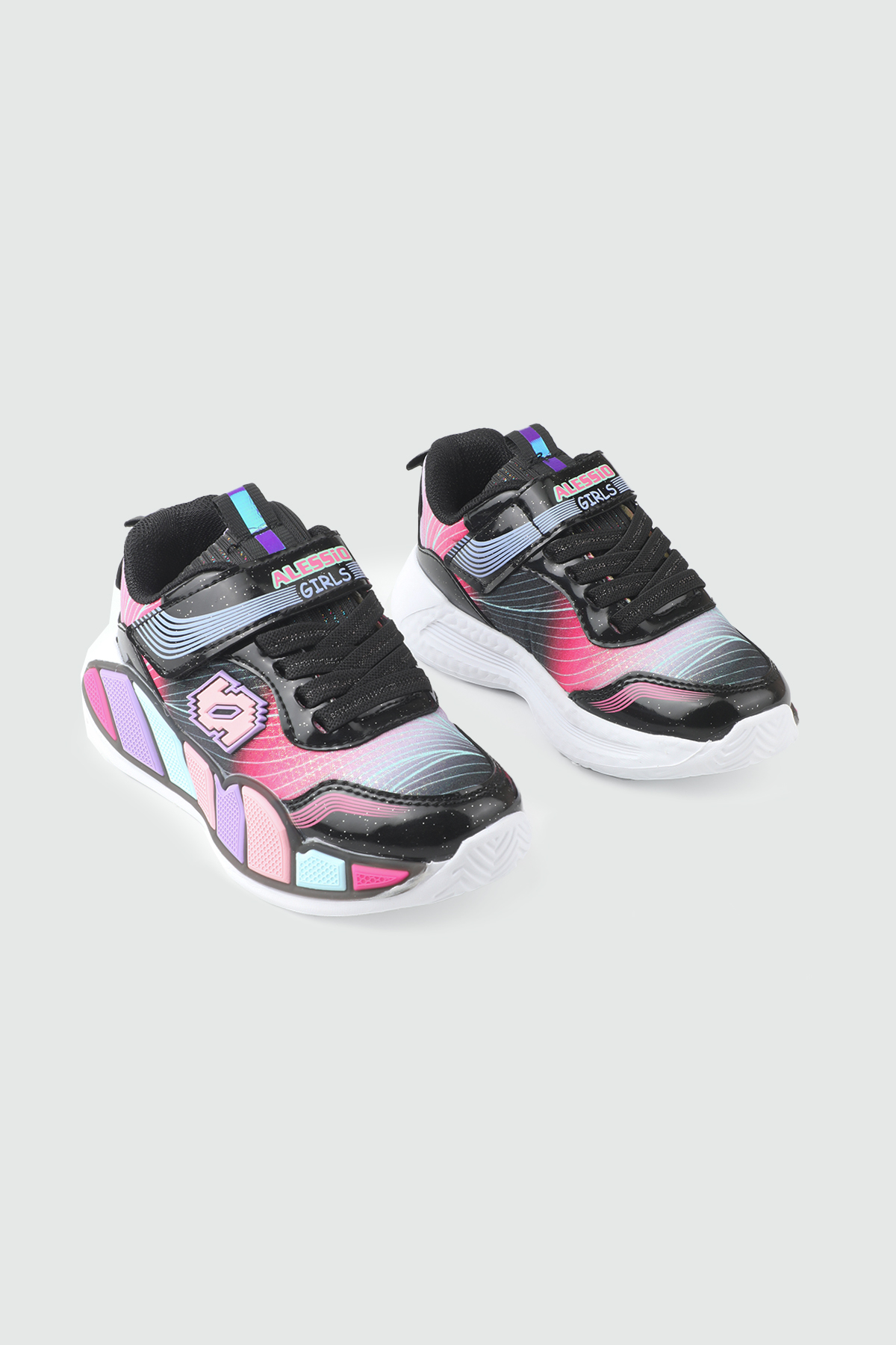 Hafi Rahat Taban Anoraklı Sneaker Siyah Beyaz Çocuk Spor Ayakkabı ALESSİO 02 Çocuk Günlük Spor Ayakkabı Alessio ALESSİO 02 Filet 26Y