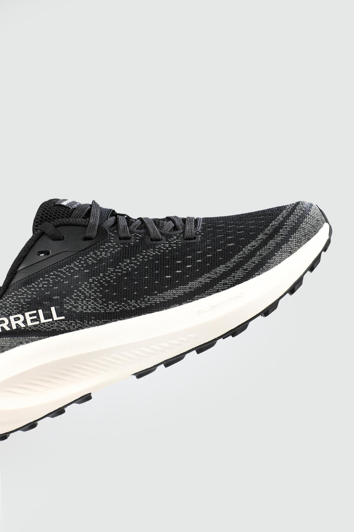 Hafızalı Ortepedik Taban BLACK/WHITE Unisex Spor Ayakkabı J068132 Unisex Günlük Spor Ayakkabı MERRELL J068132