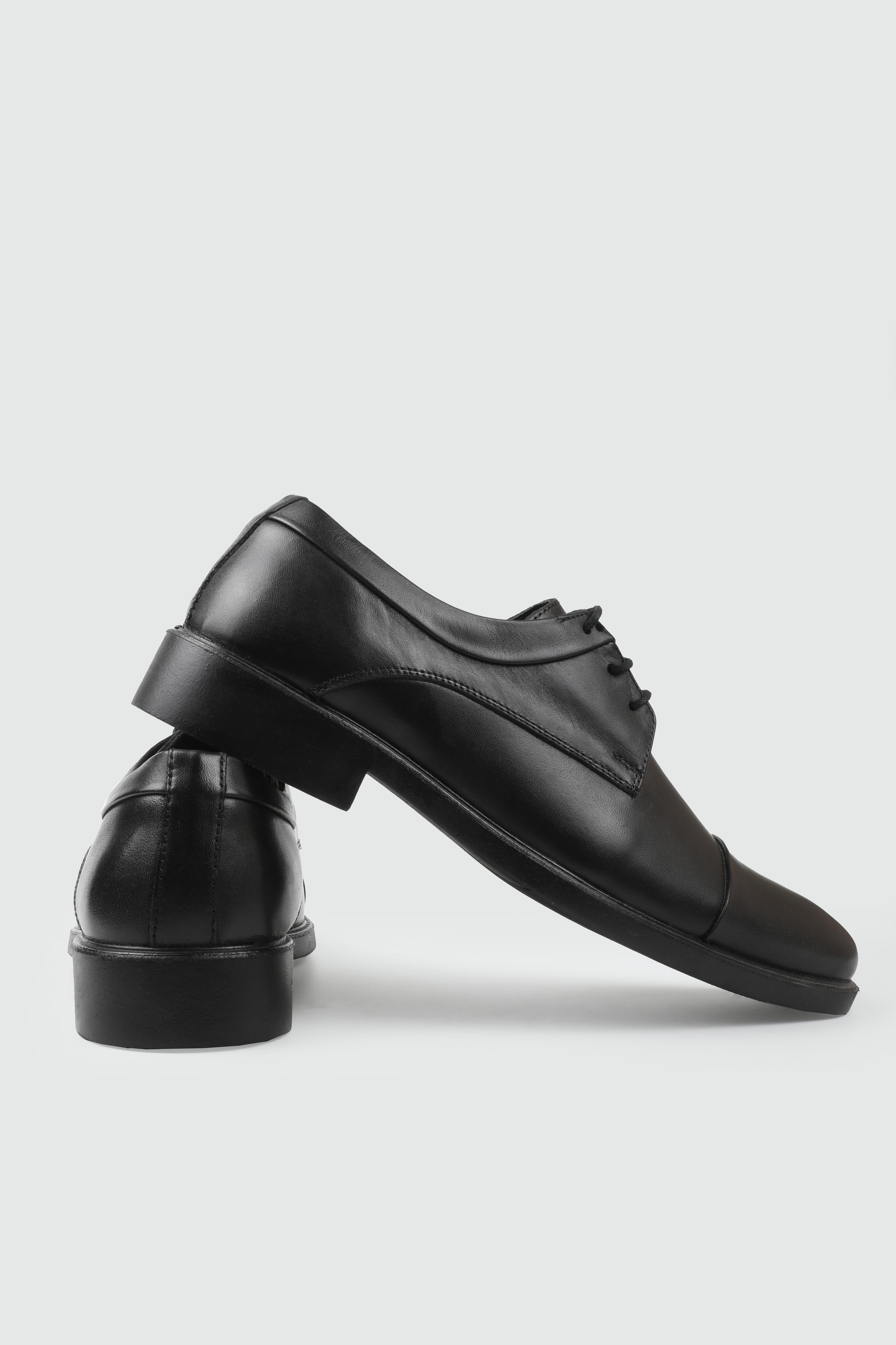 Hakiki Deri Kaymaz Taban Bağcık Detaylı Siyah Antik Erkek Ayakkabı WOW PLUS 1441-02 Kategorisiz Wow Plus AYHAN 1441-02 MER BAĞLI AYAK