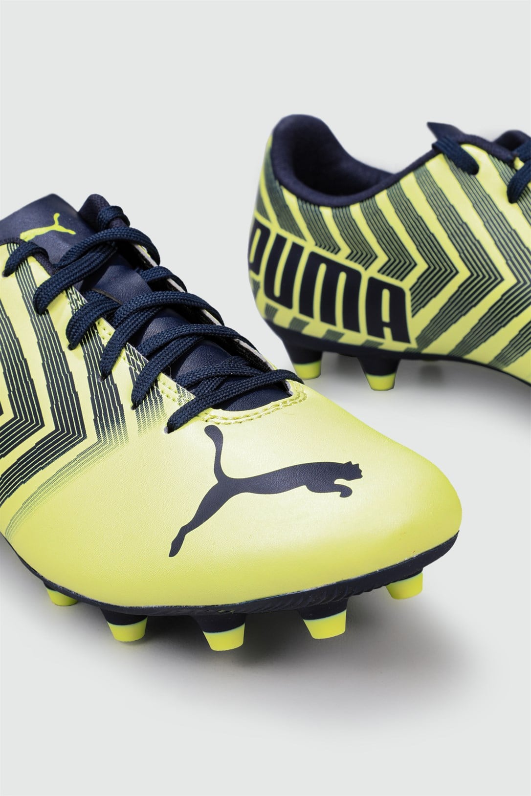 Halı Saha Krampon Sarı Siyah Erkek Spor Ayakkabı TACTO II Erkek Futbol Puma PUMA 106701-05 TACTO II