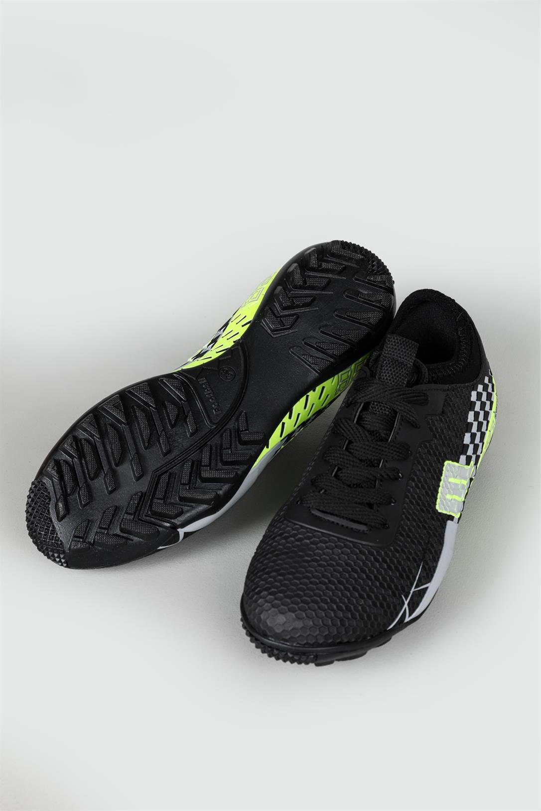 Halı Saha Siyah Sarı Unisex Spor Ayakkabı 231-1138 Erkek Futbol M.P M.P 231-1138 UNİSEX HALI