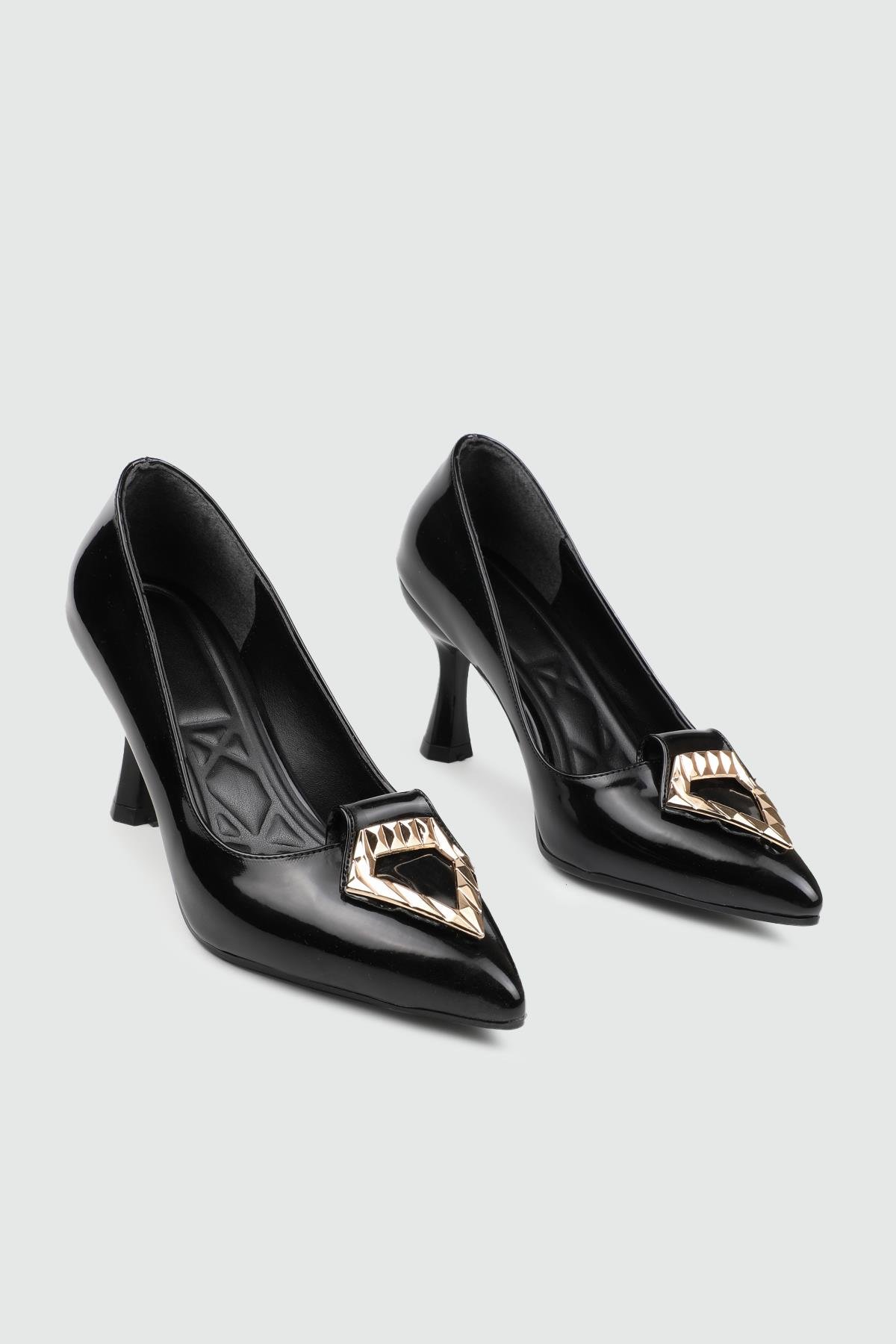 Hasır Örgülü Püsküllü Siyah Rugan Kadın Ayakkabı MÇ-215 Kadın Günlük Ayakkabı Carla Bella My Bella MHÇ-044 Kadın 25K