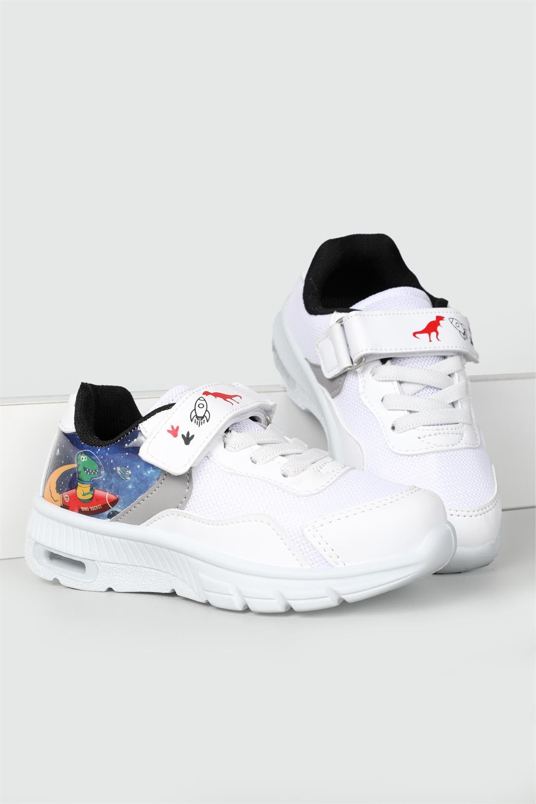 Işıklı Sneaker Byz Kırmızı Syh Çocuk Spor Ayakkabı NESSI Çocuk Günlük Spor Ayakkabı Kinetix KİNETİX NESSI Çocuk Spor