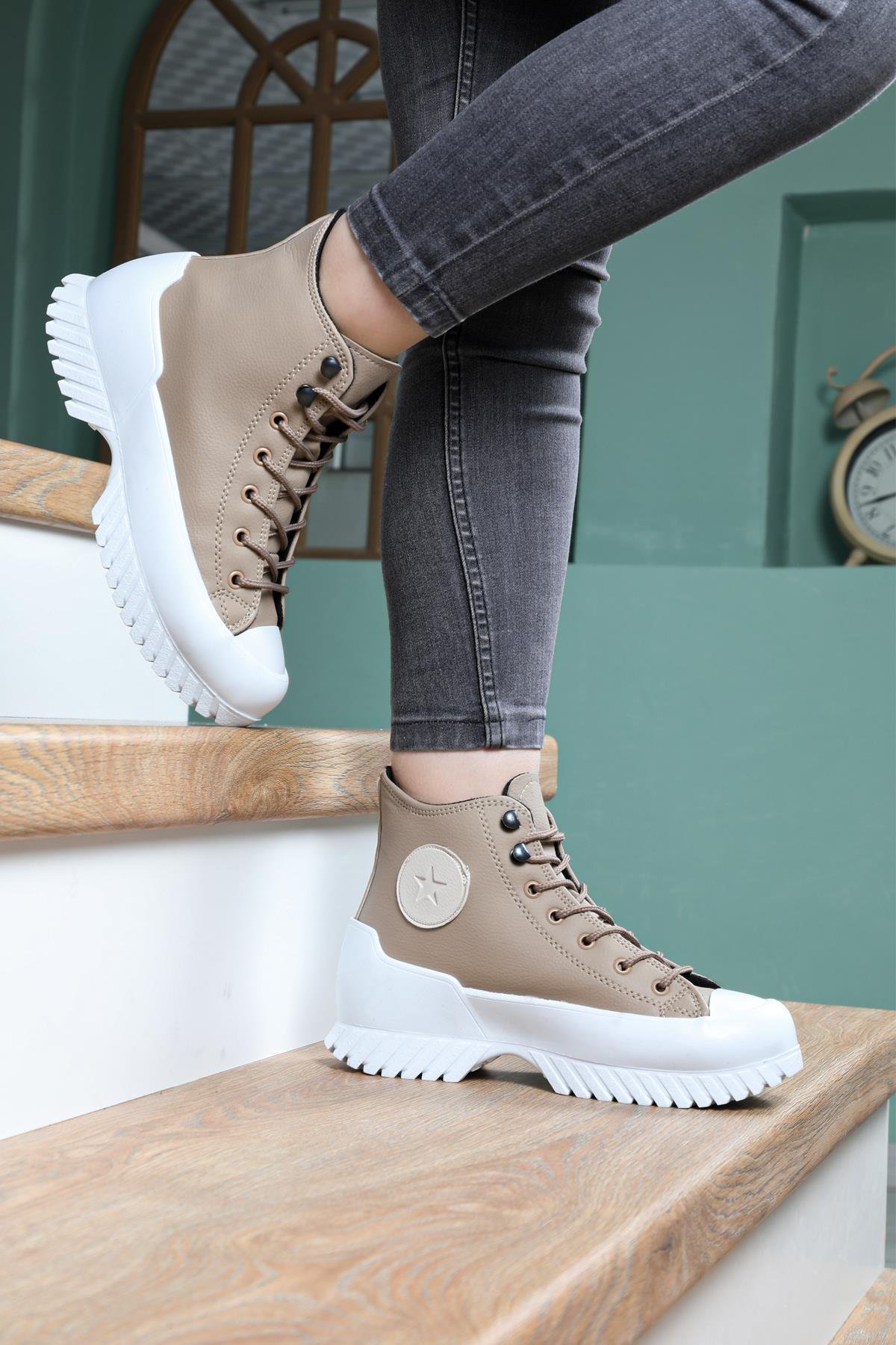 Kalın Taban Boğazlı Cilt Converse Vizon Unisex Spor Ayakkabı 102 Unisex Günlük Spor Ayakkabı Beınsteps Beinsteps 102 Kalın Uzun 22K