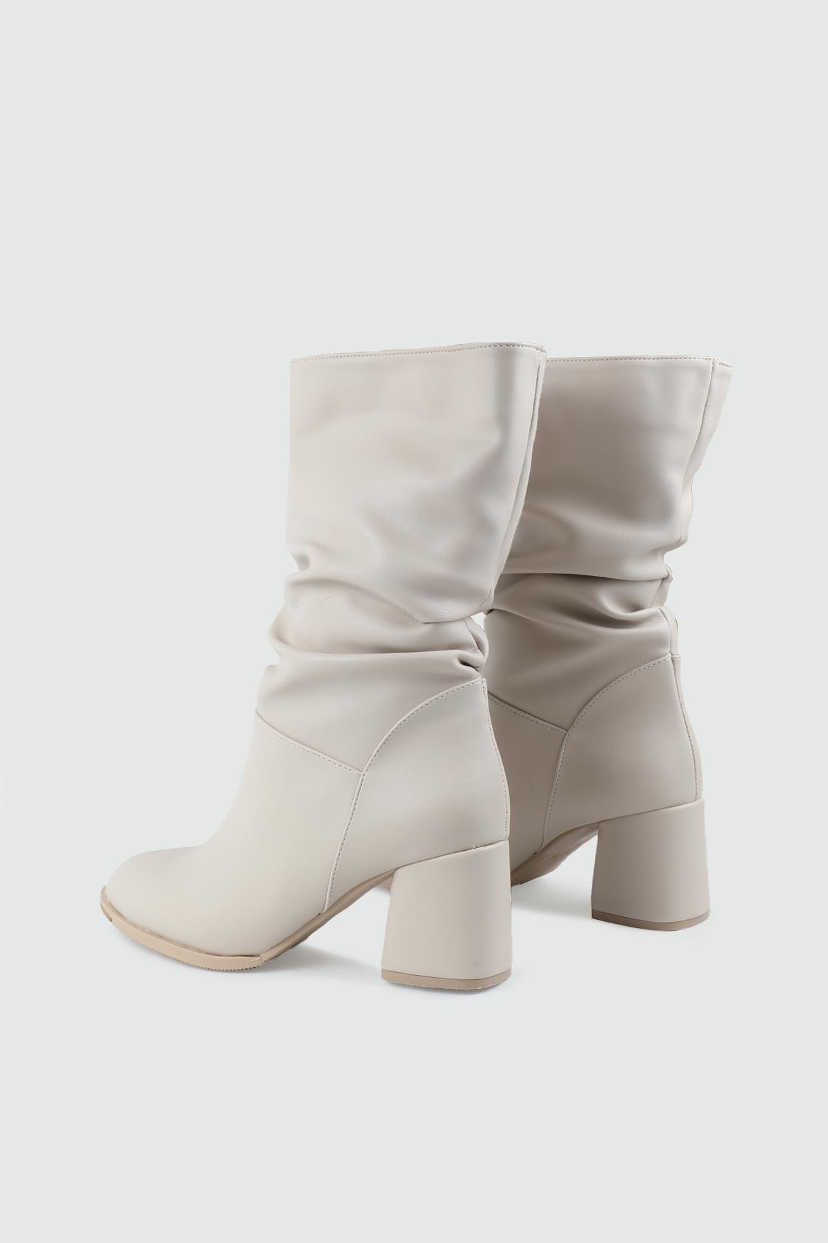 Kalın Topuklu Bağsız Bej Körüklü Kadın Çizme My Bella RSL-2430 Kadın Klasik Topuklu Bot MyBella My Bella RSL-2430 KADIN 25K