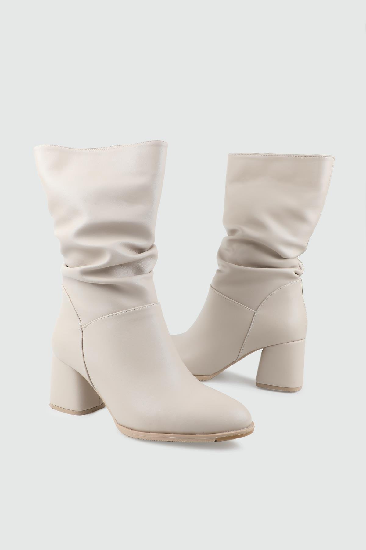 Kalın Topuklu Bağsız Bej Körüklü Kadın Çizme My Bella RSL-2430 Kadın Klasik Topuklu Bot MyBella My Bella RSL-2430 KADIN 25K