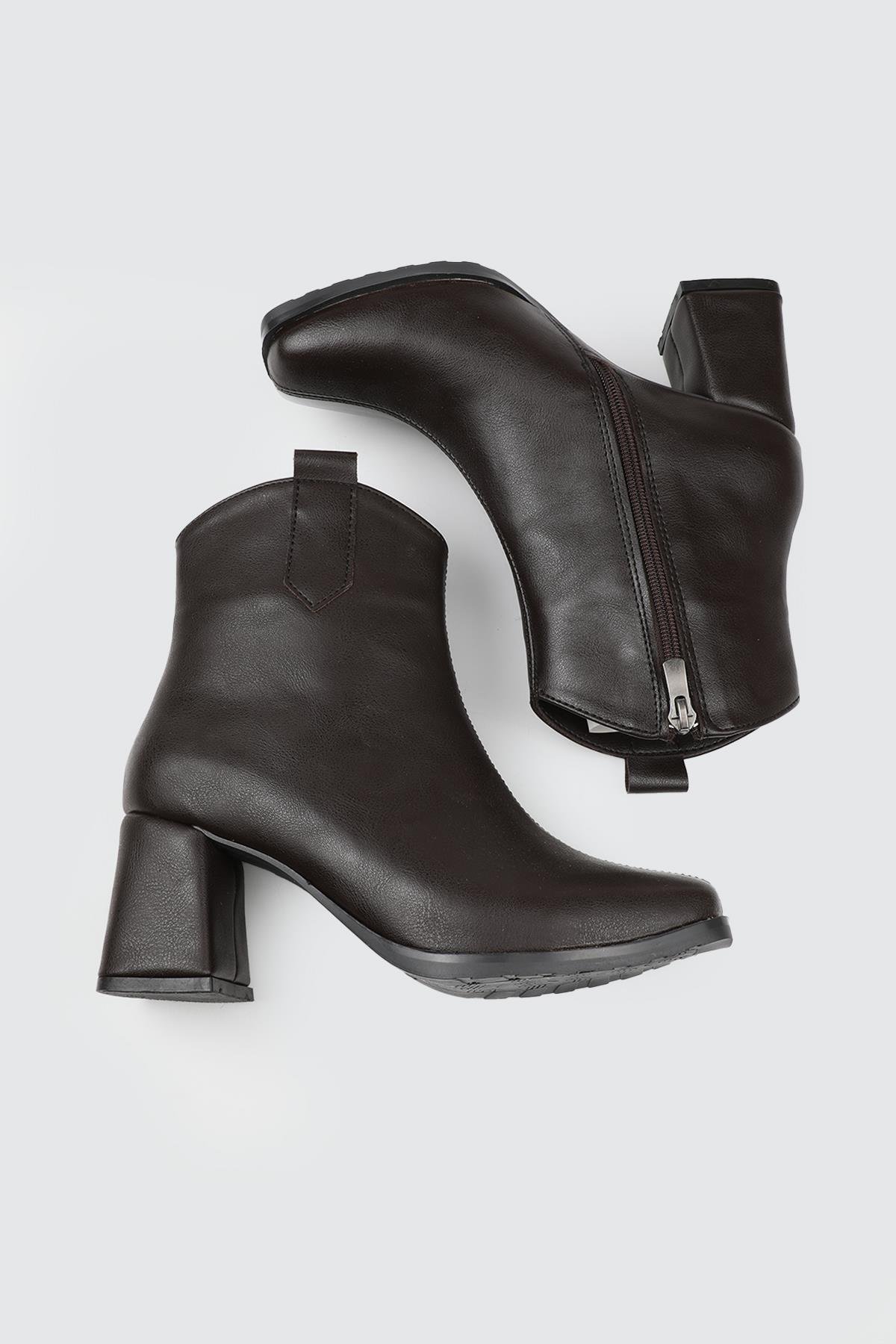 Kare Buru Fermuarlı Kahve Kadın Bot TU-201 Kadın Klasik Bot MyBella MY BELLA TU-203 KADIN 25K