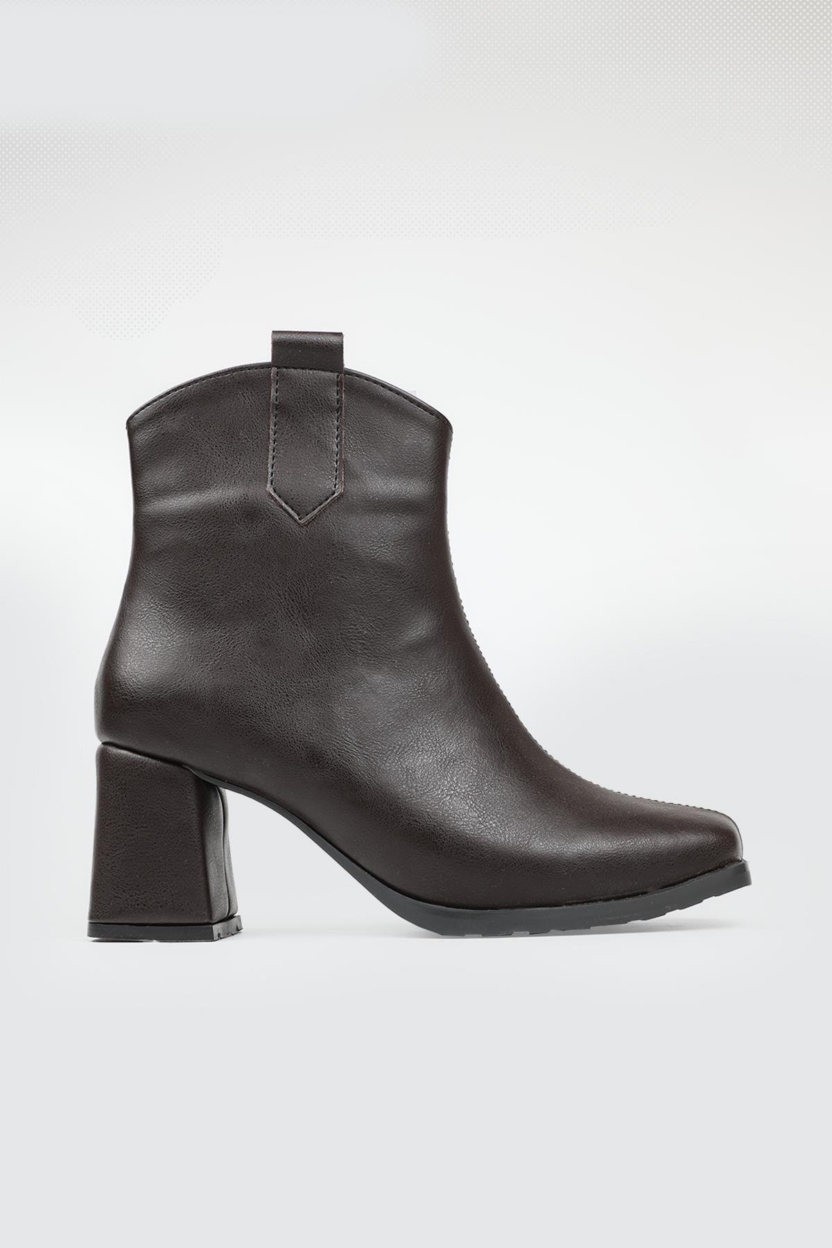 Kare Buru Fermuarlı Kahve Kadın Bot TU-201 Kadın Klasik Bot MyBella MY BELLA TU-203 KADIN 25K